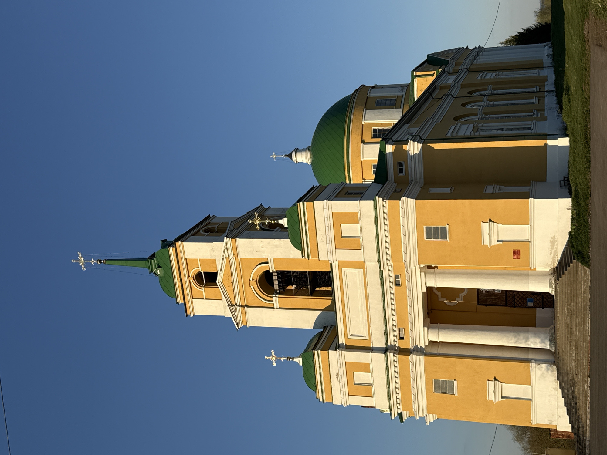 Orthodox church documented from street and vehicle in Мазунино