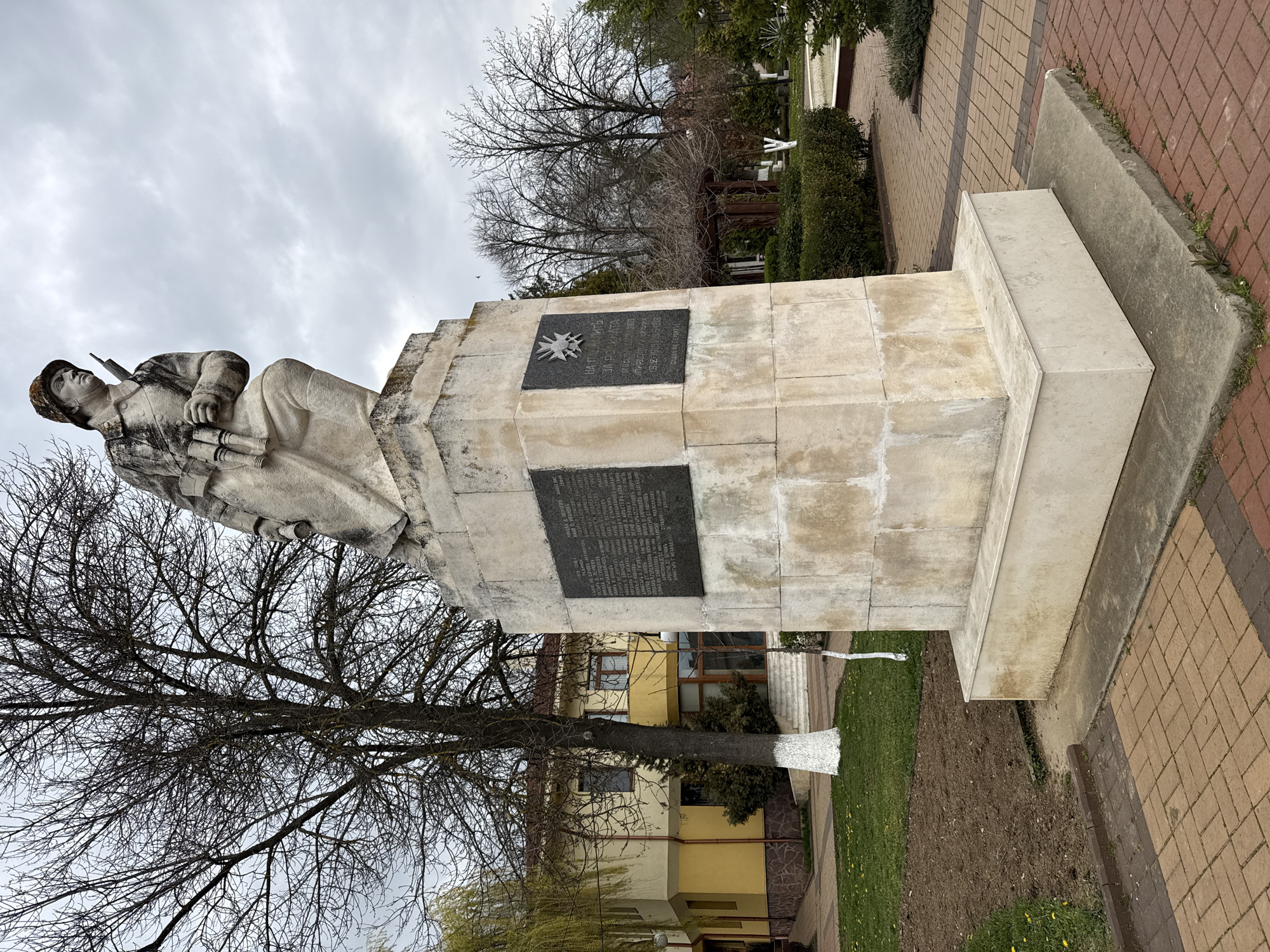 Walking tour documents monuments and public spaces in Chavdar, Bulgaria