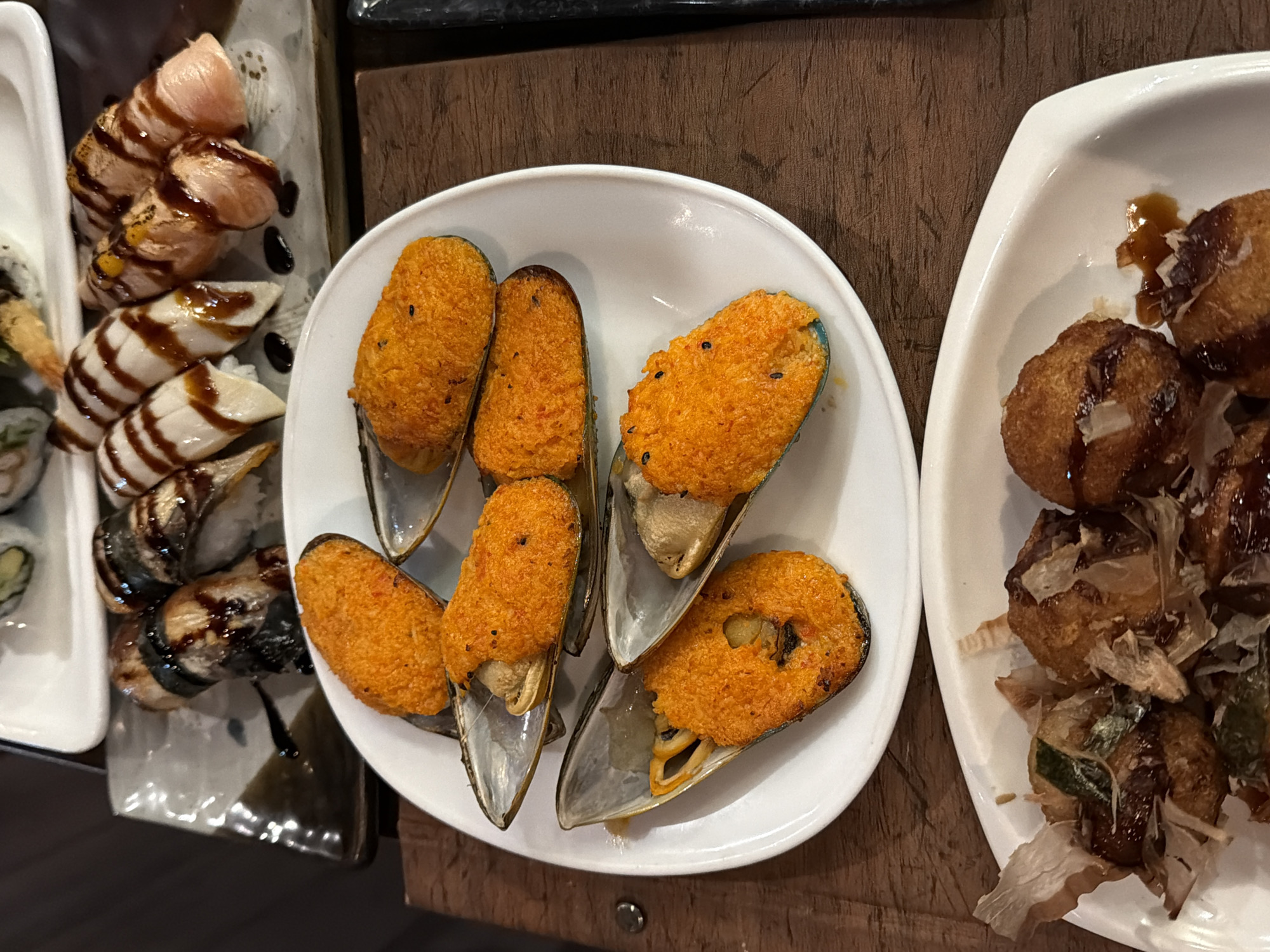 Late-night Japanese dining experience documented in Laval restaurant