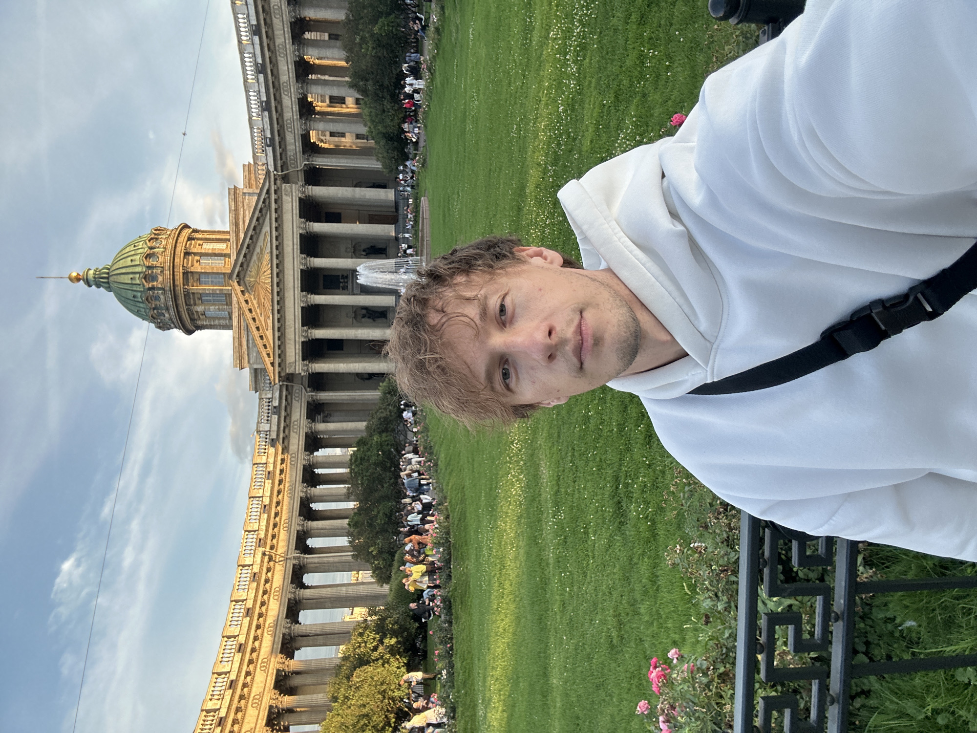 Selfies and street cello near Kazan Cathedral, Saint Petersburg