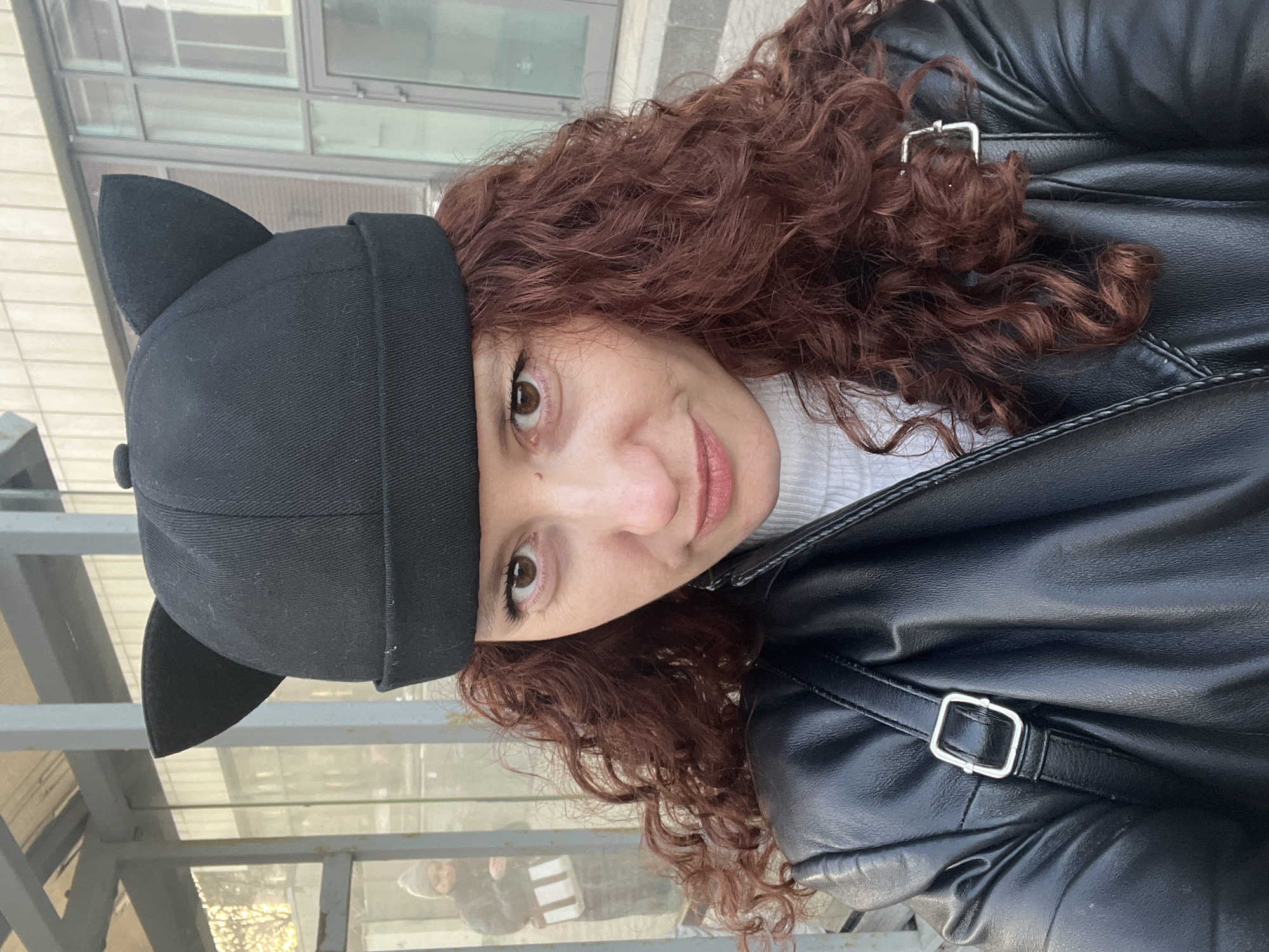 Casual outdoor moments captured in Saint Petersburg afternoon