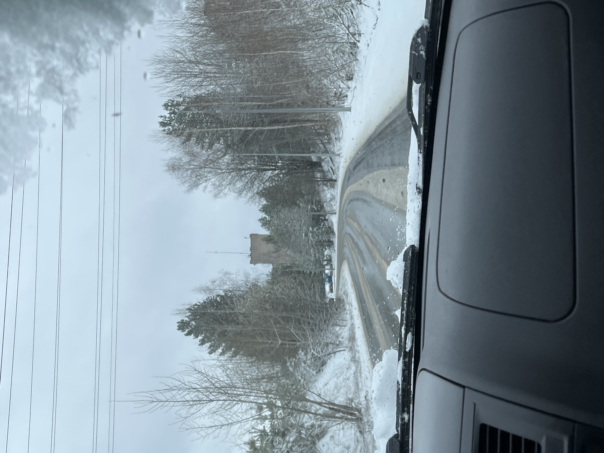 Winter driving conditions documented in Chaikovsky, Russia