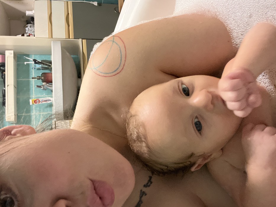 Family bath time documented in Wüstenrot, Germany