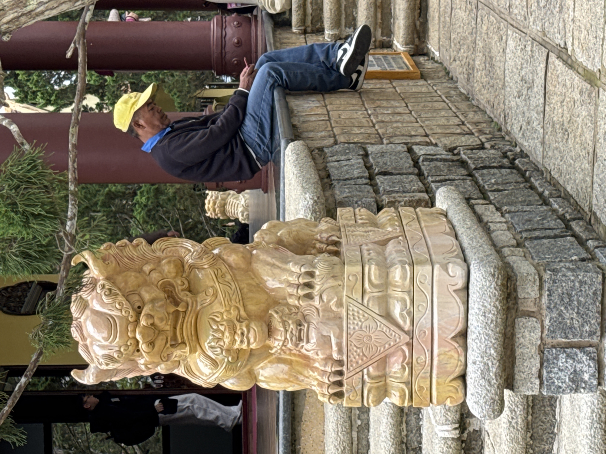 Morning visit to Trúc Lâm monastery gardens, Da Lat