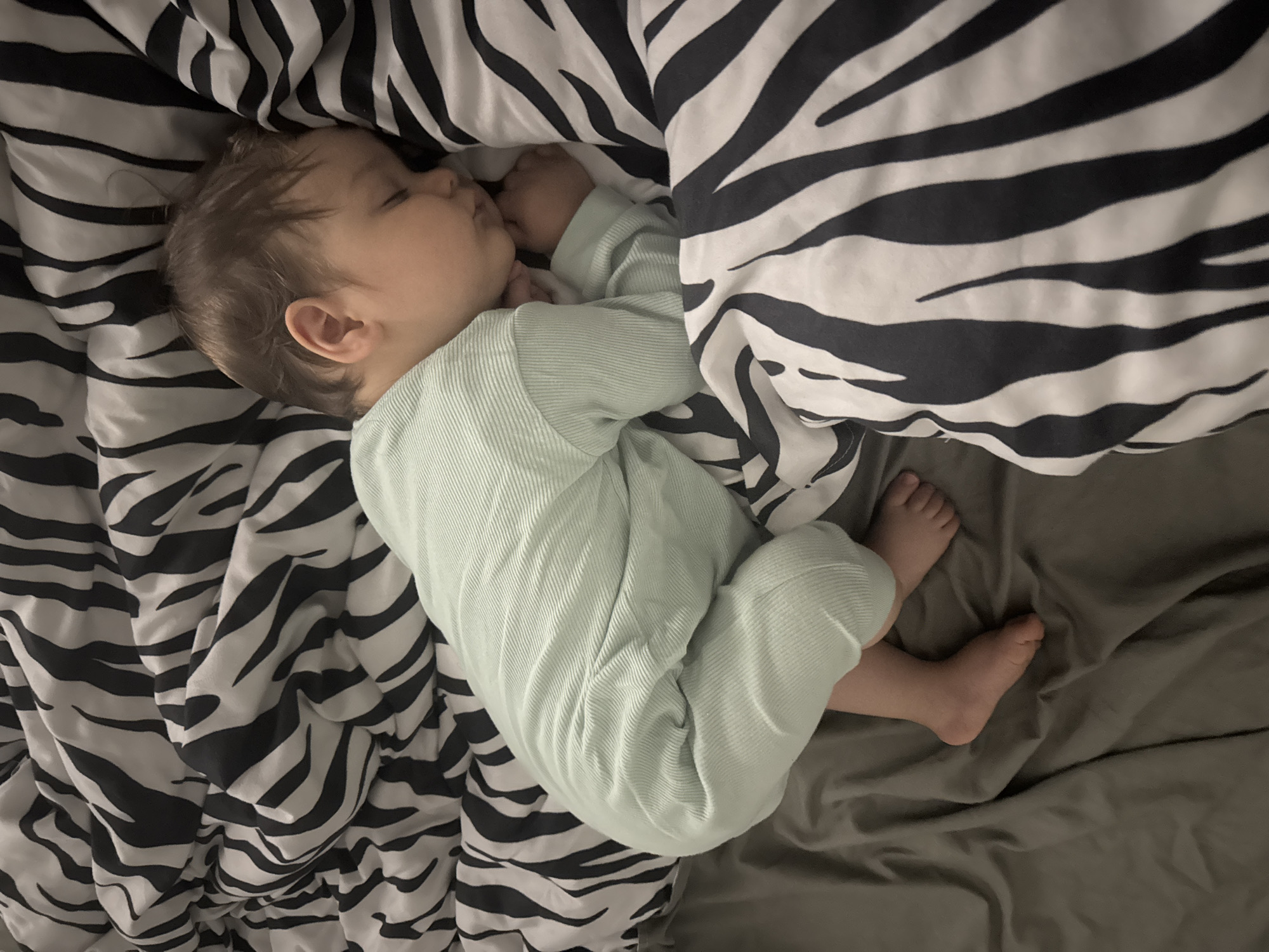 Baby's quiet afternoon documented in Bulgarian home