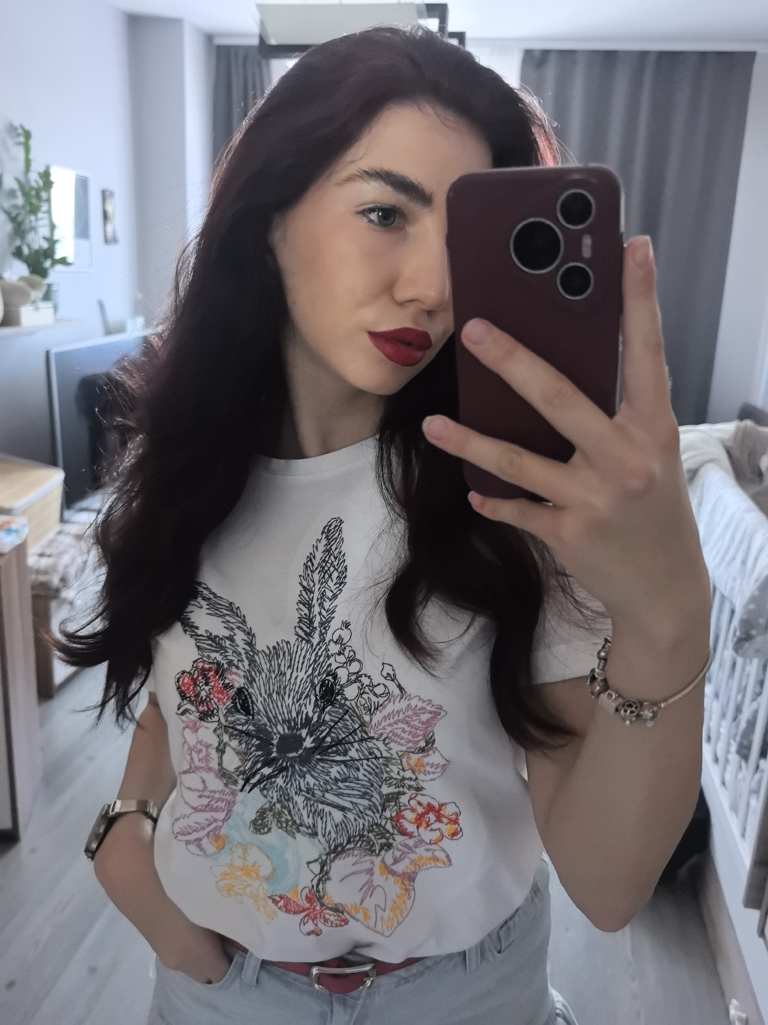 Morning scenes captured in Stara Zagora: selfies and transit