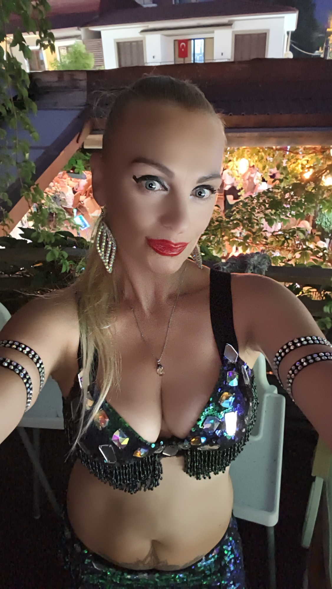Live entertainment night at a Kuşadası venue, July 2026