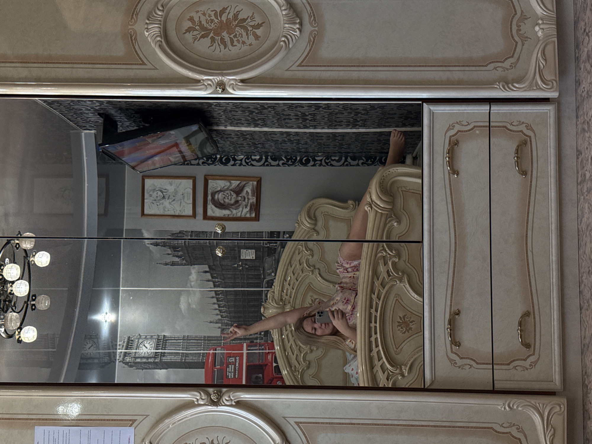 Person captures mirror selfie in bedroom, Chaikovsky Russia