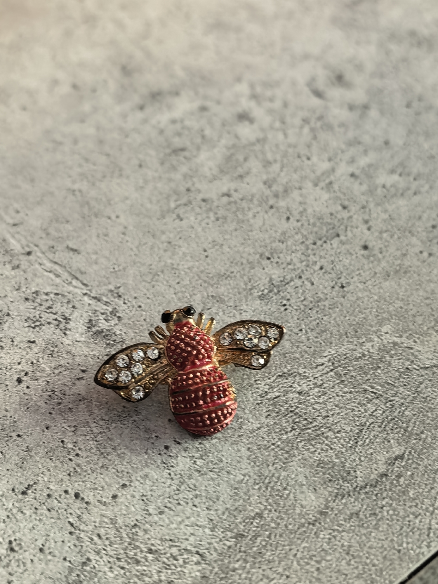 Jewelry and toys documented in Sterlitamak home
