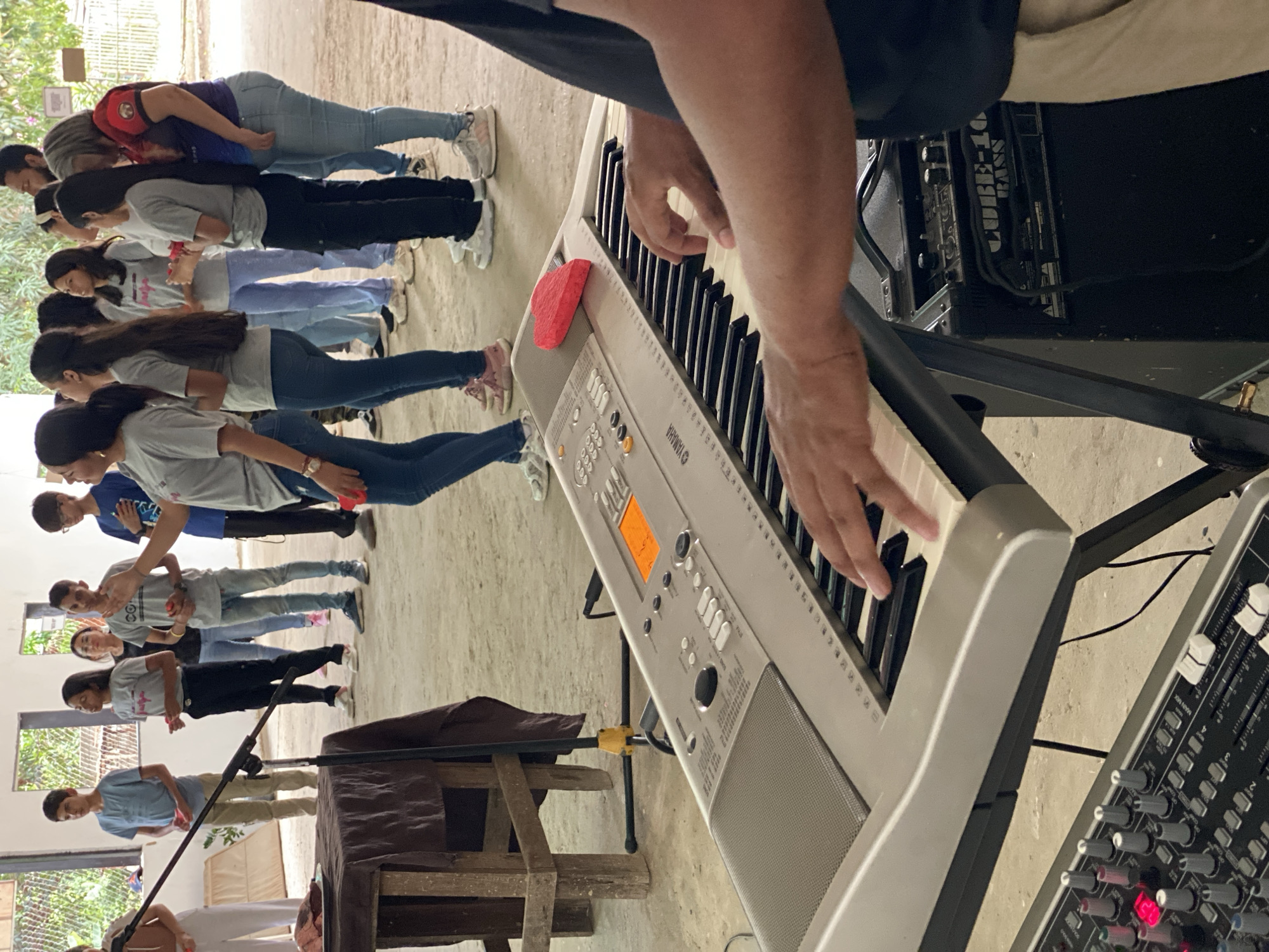 Group conducts heart dissection in Tinaquillo, Venezuela