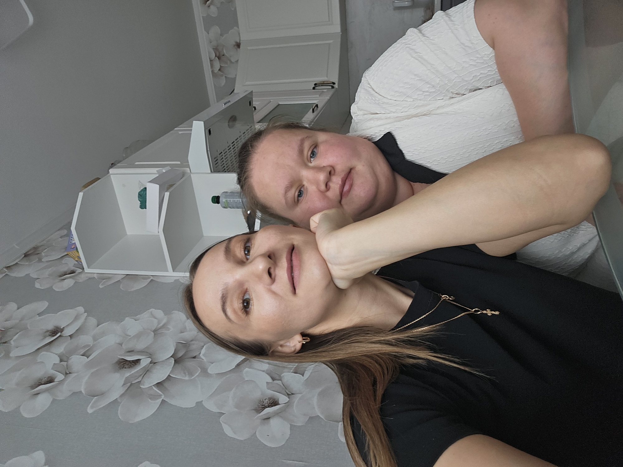 Family morning moments with kitten and gaming in Chaikovsky