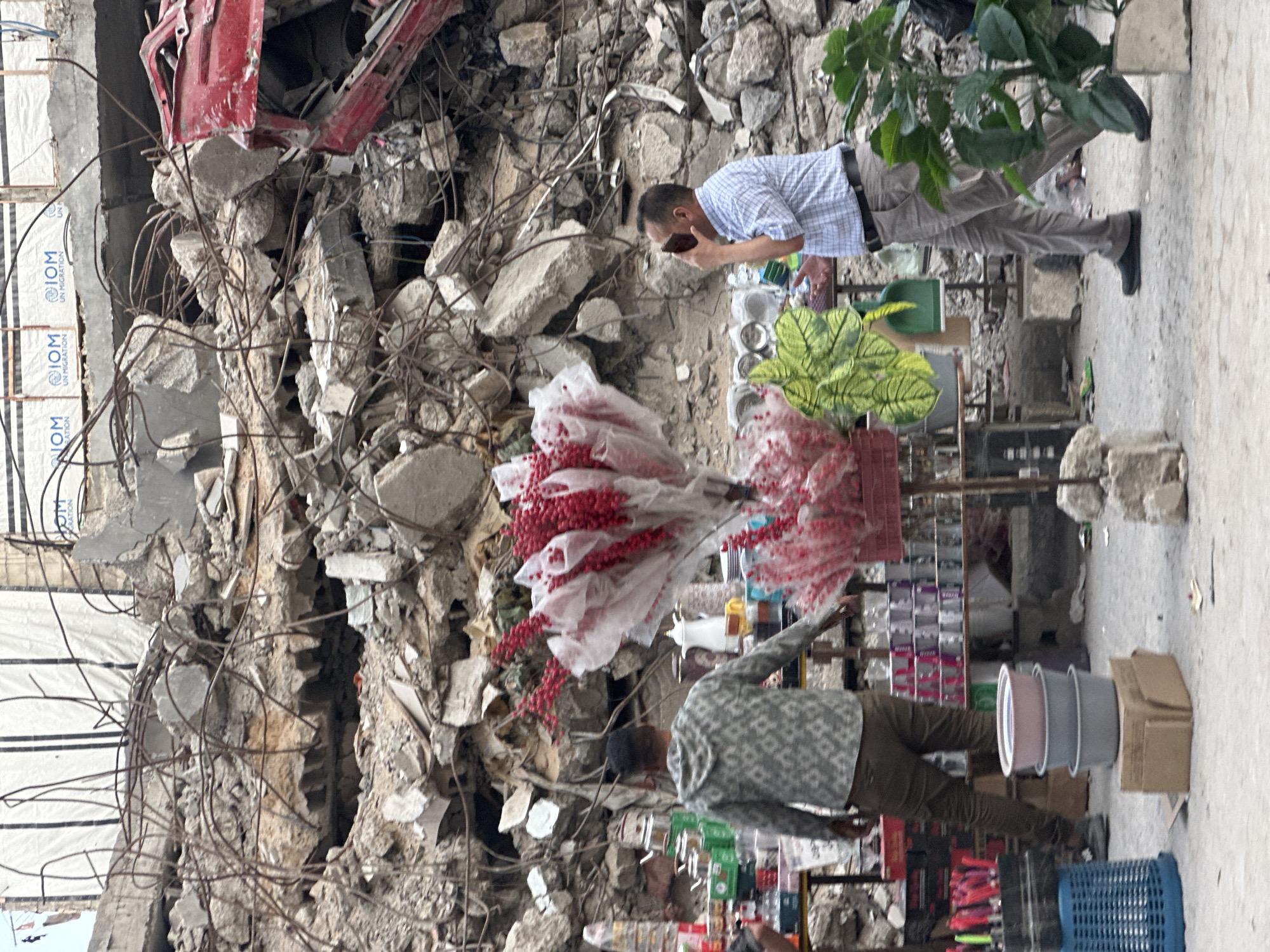 Daily life continues amid conflict damage in Gaza City