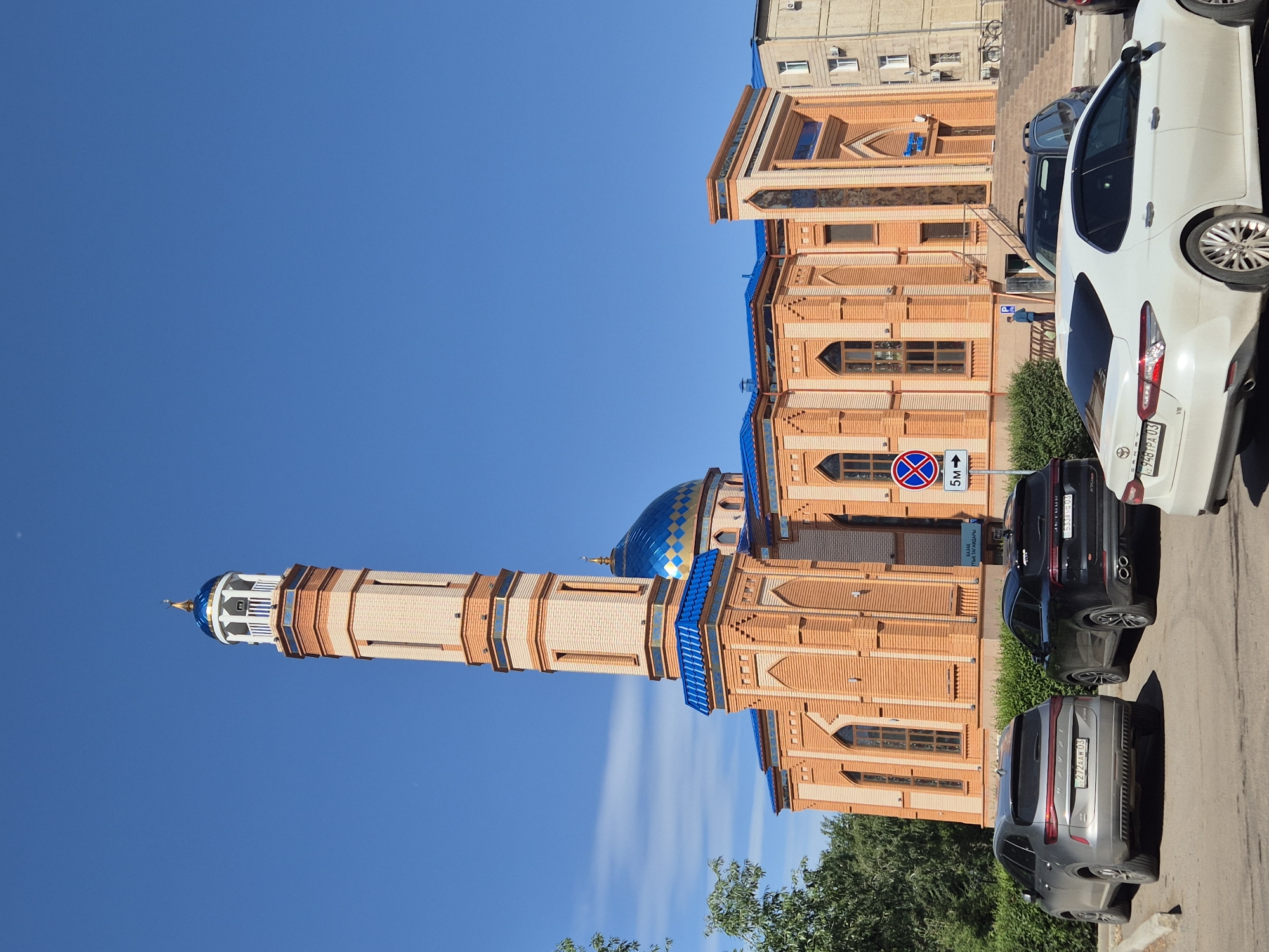 Morning documentation captures diverse urban scenes in Kokshetau, Kazakhstan