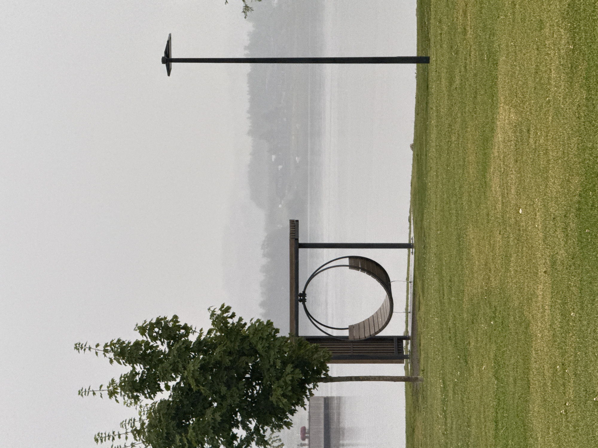 Rain-soaked park and macro florals in Brumunddal, Norway