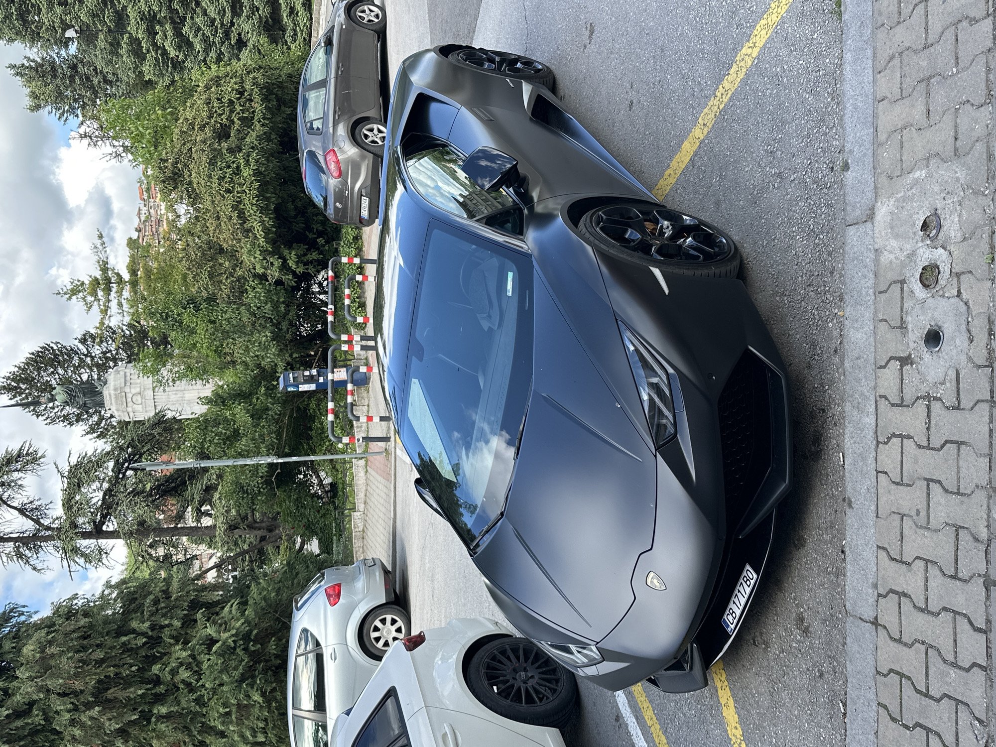 Luxury cars spotted on Veliko Tarnovo streets