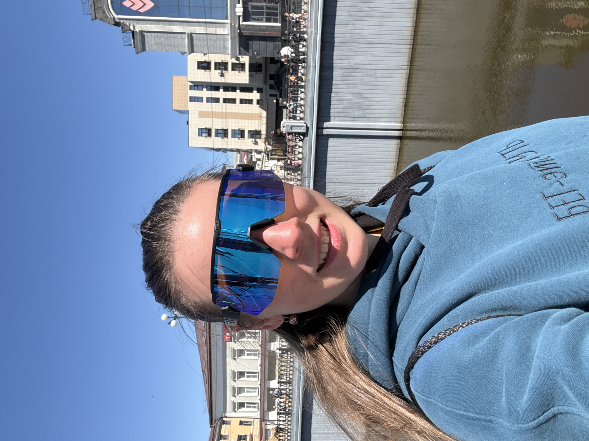 Morning stroll documented through Kazan waterfront and dining areas