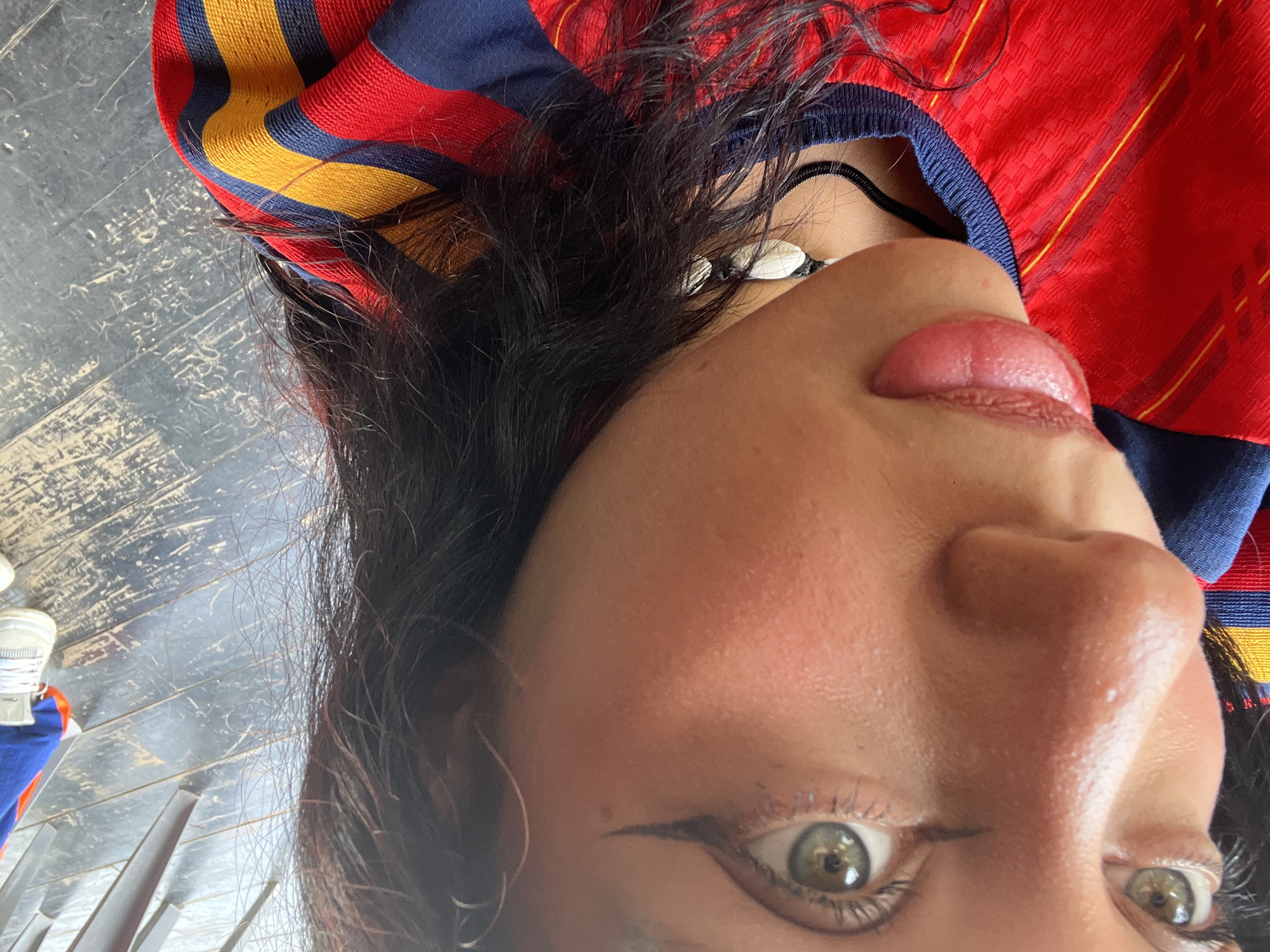 Playful selfie series in Porlamar, same outfit, different angles.
