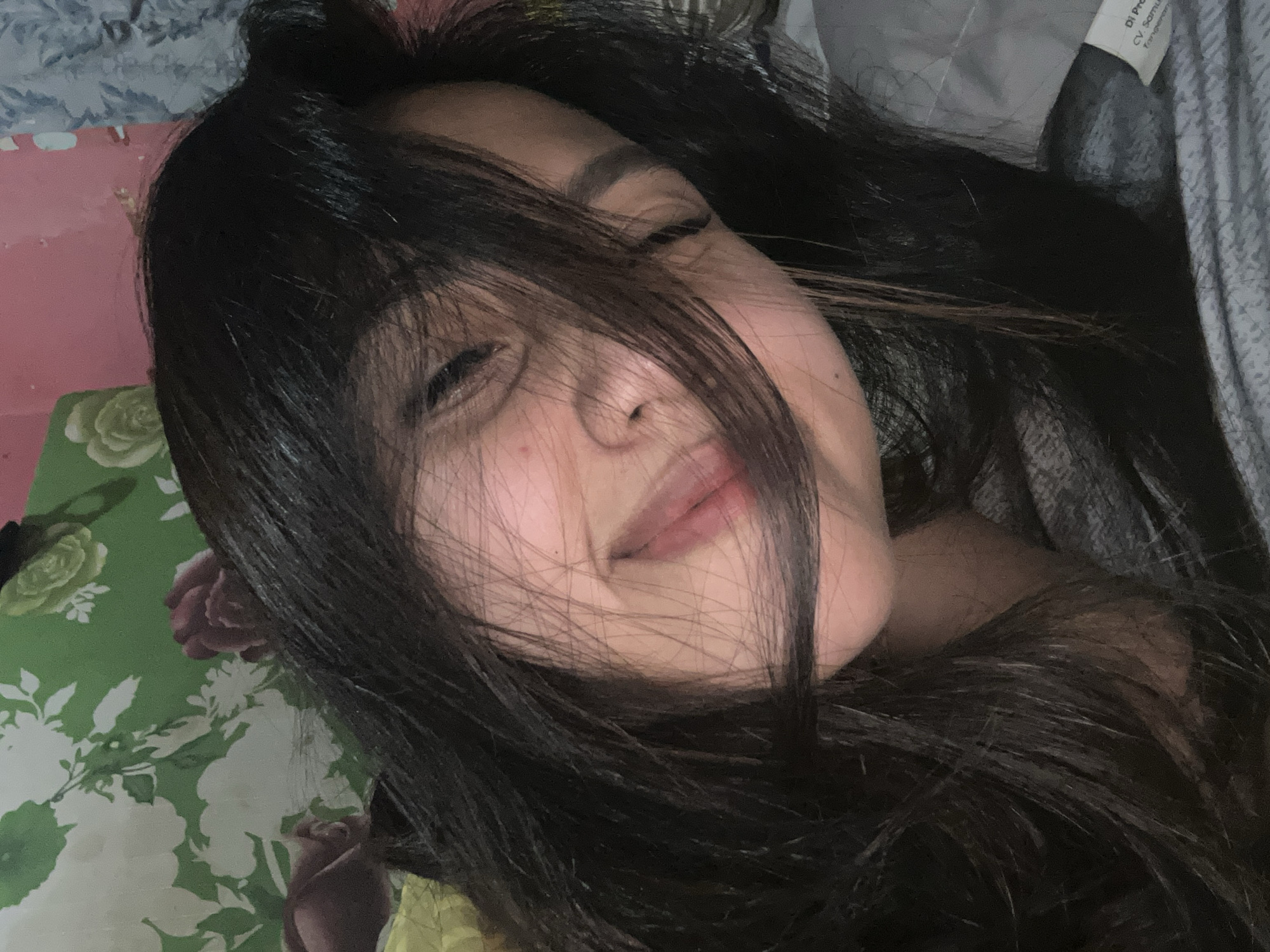 Casual bedroom selfie session in Depok, Indonesia