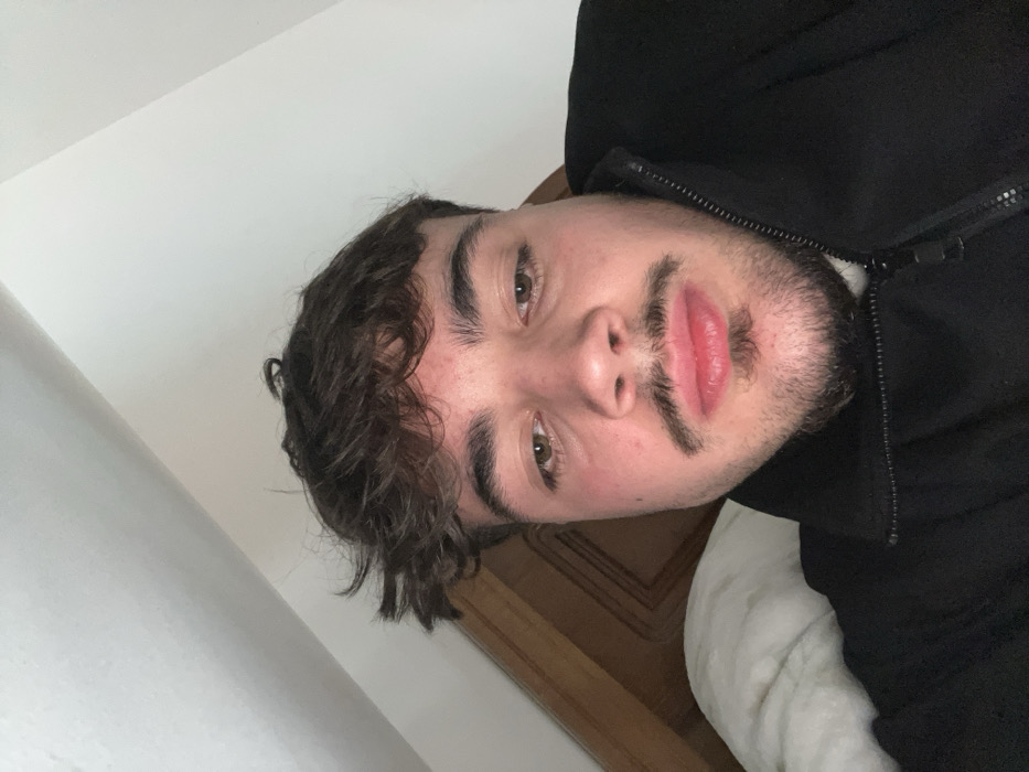 Young man documents bedroom life in Bragança Portugal