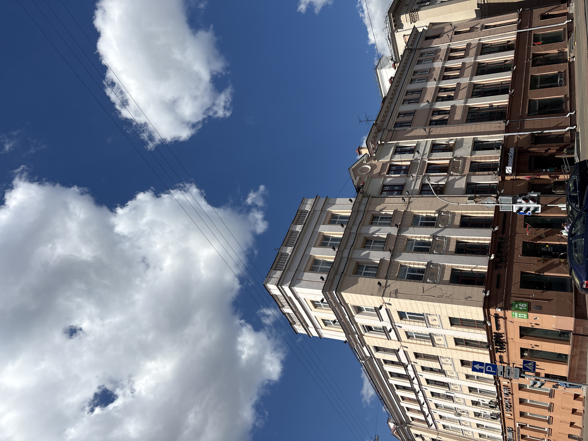 Morning street photography session captures Minsk urban architecture