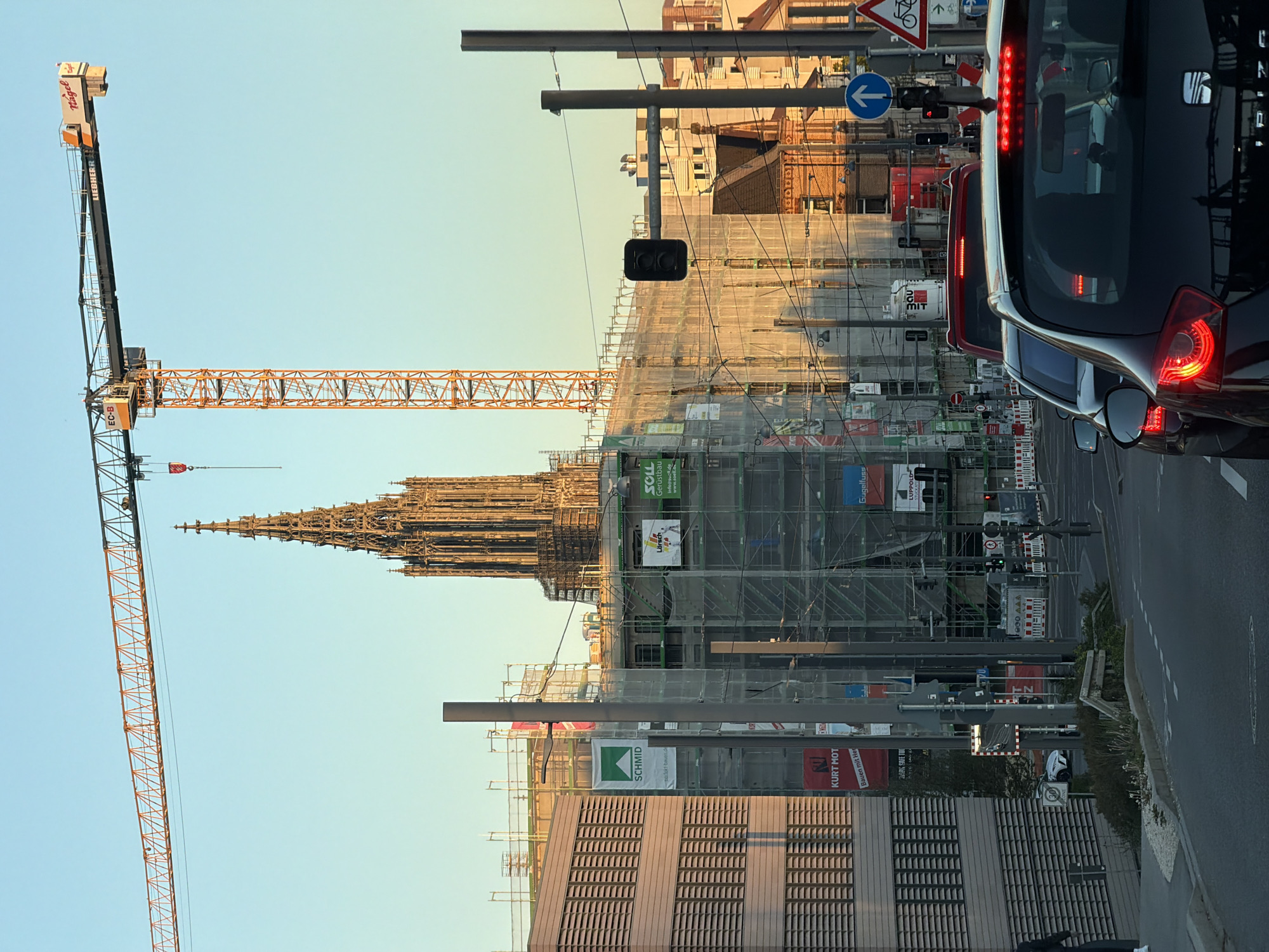 Construction project documented on busy Ulm street