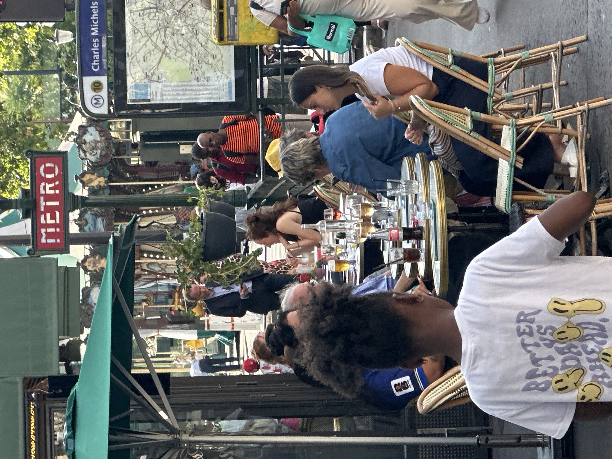 Quiet summer afternoon in Paris's 15th, streets and facades