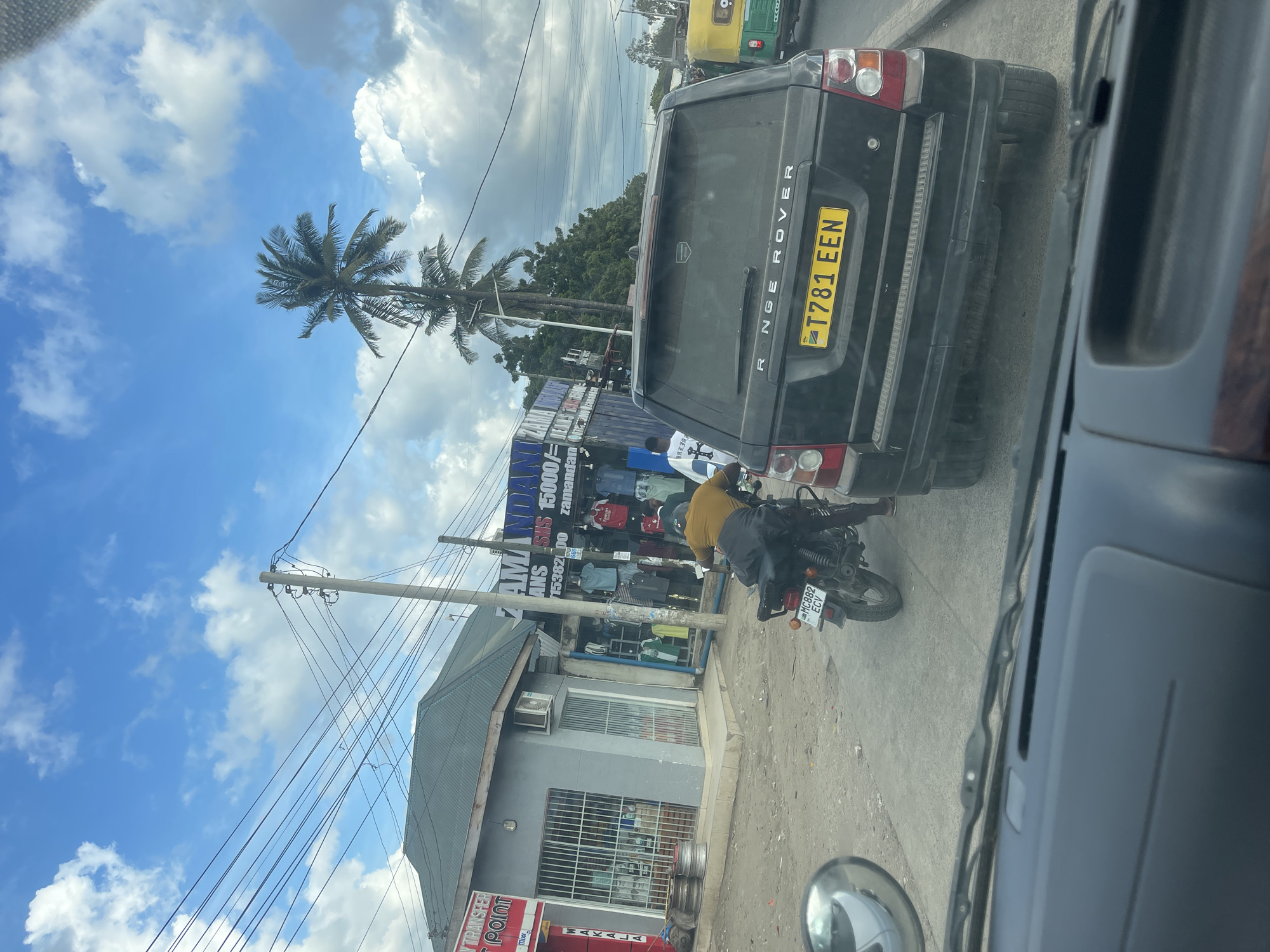 Range Rover, motorcyclist spotted on Dar es Salaam street