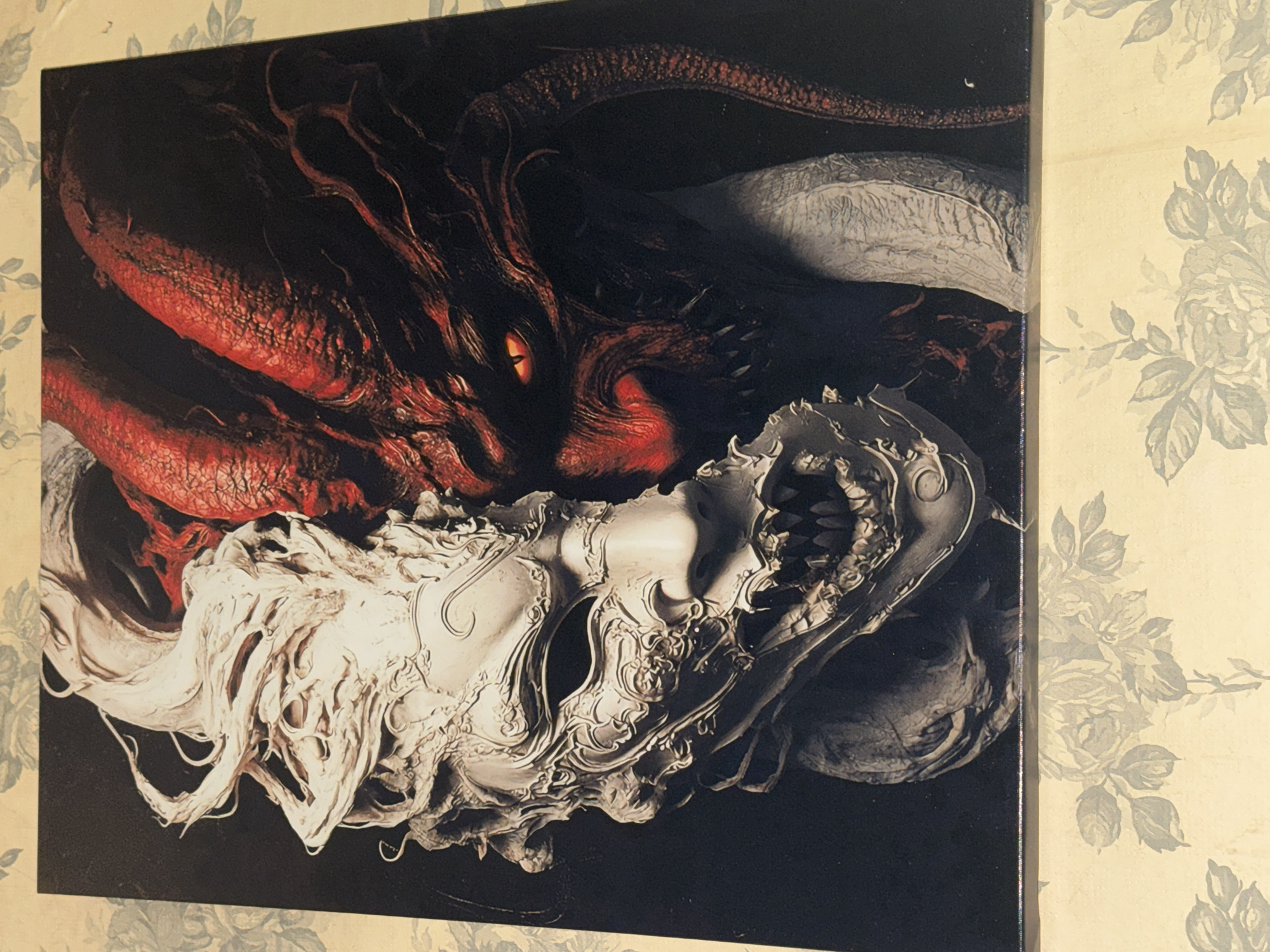 Gaming and artwork captured in Makiivka home setting