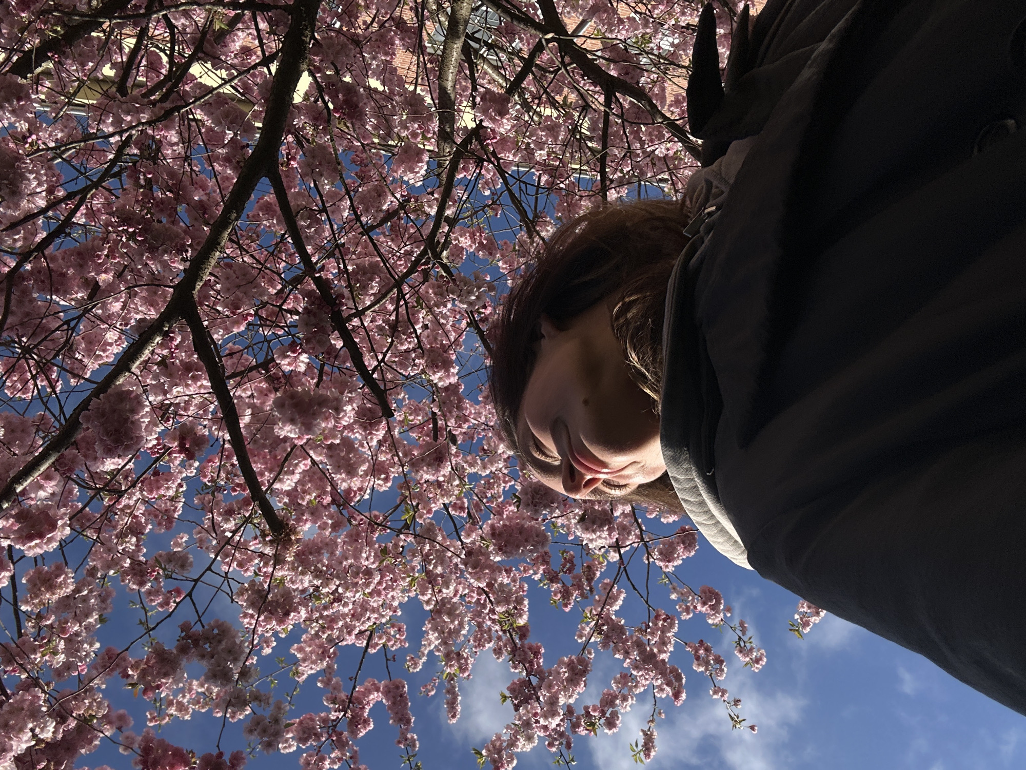 Morning photography session captures casual moments in Kiel