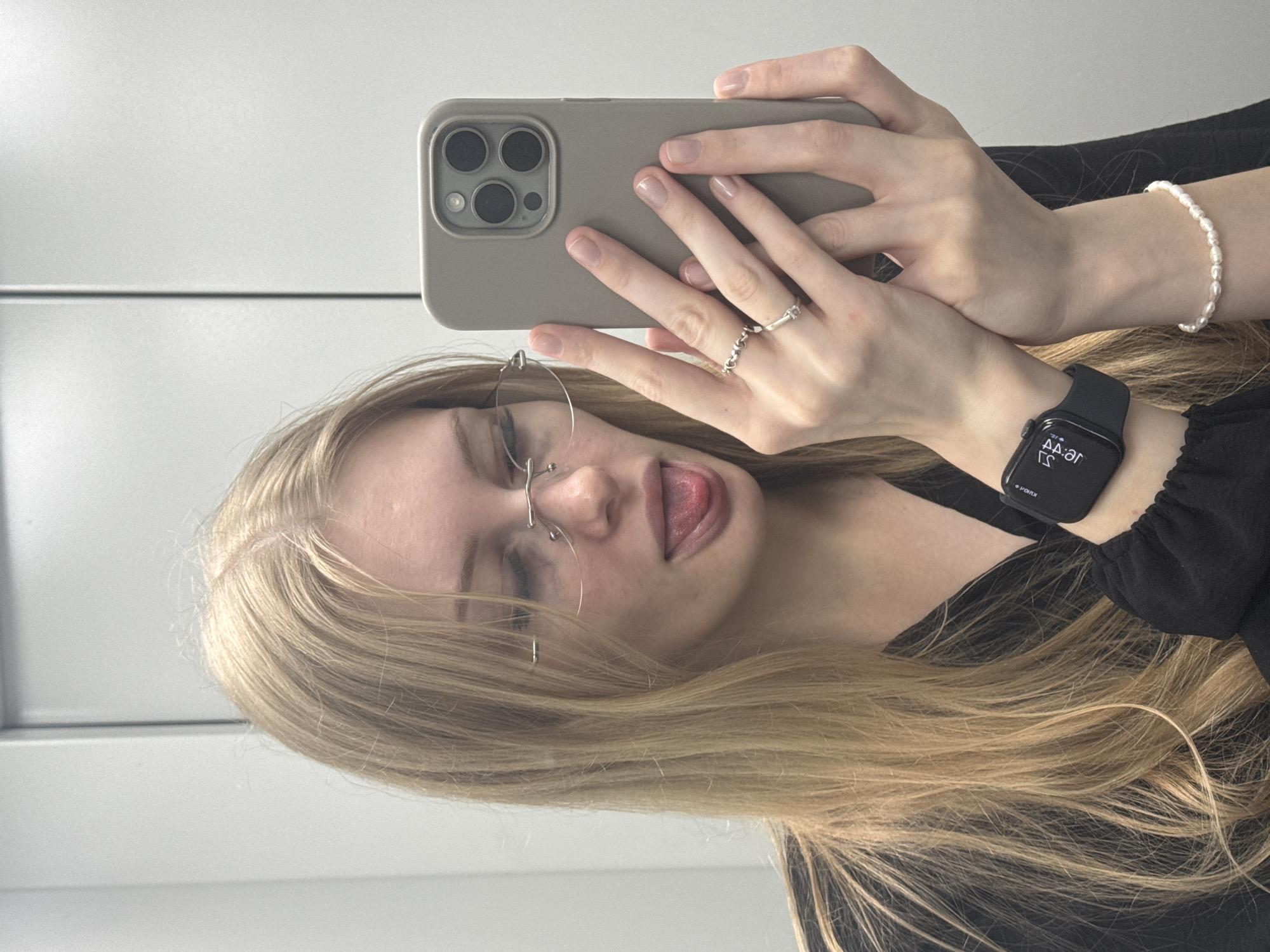 Quick selfie session in a Perm elevator, June 2026