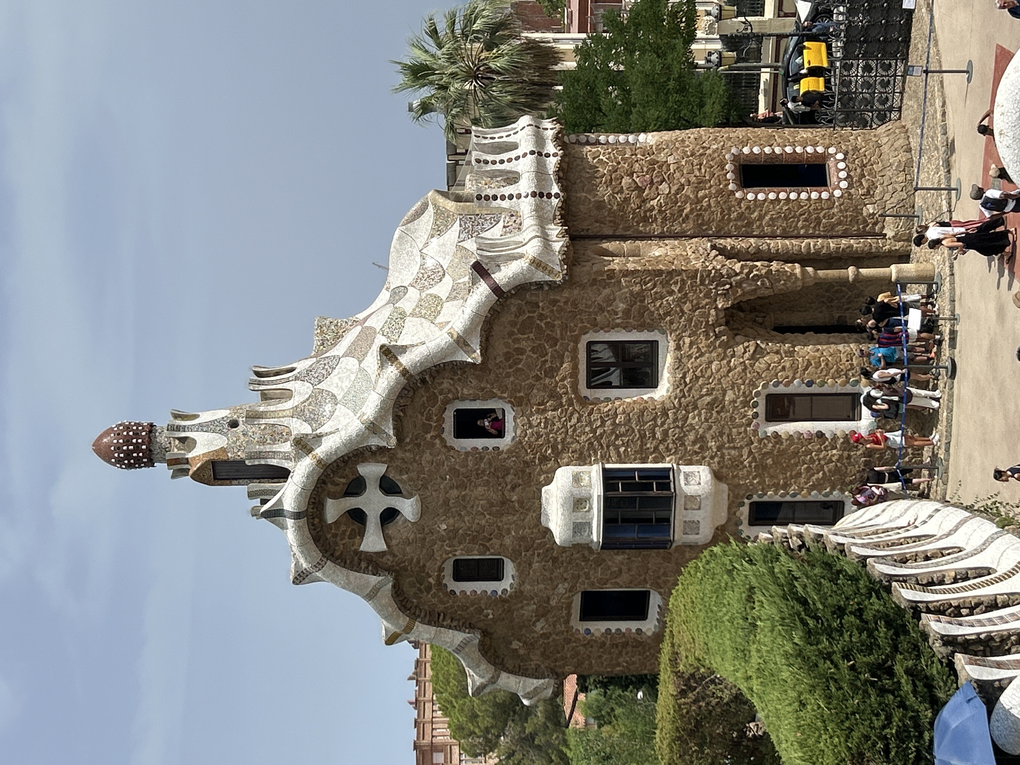 Park Güell explored in detail, from entrance to panoramic terrace