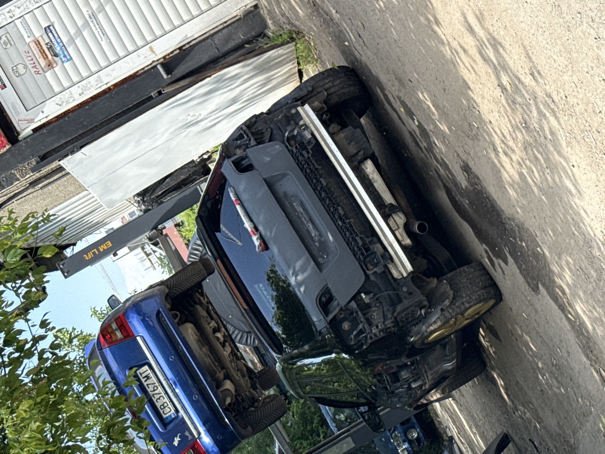 Damaged vehicles spotted at Sofia auto salvage yard