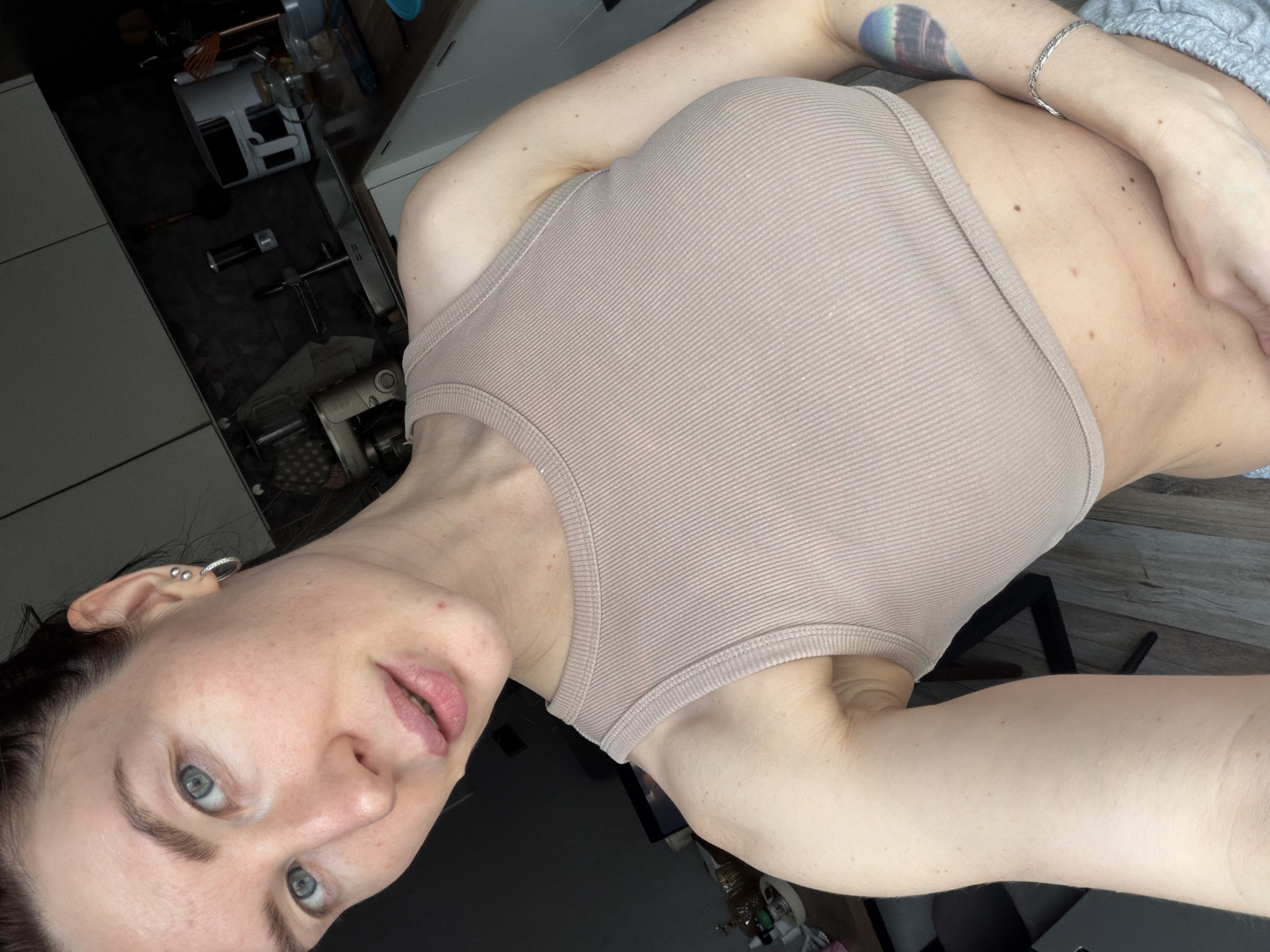 Person in tank top observed in Perm, Russia