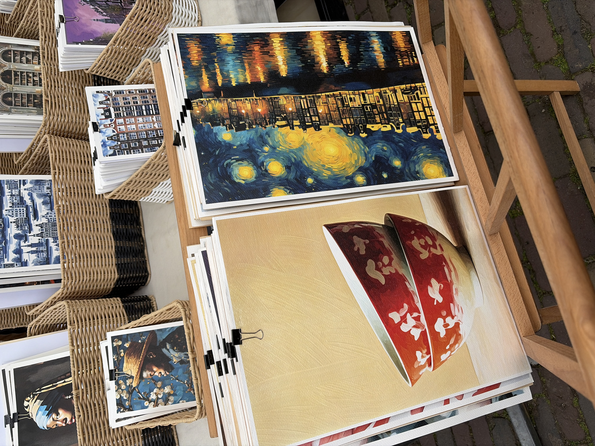 Street vendors sell art prints, ceramics at Amsterdam market