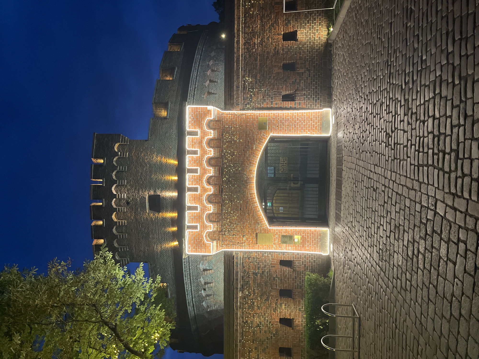 Kaliningrad after dark: forts, rivers, and lit courtyards