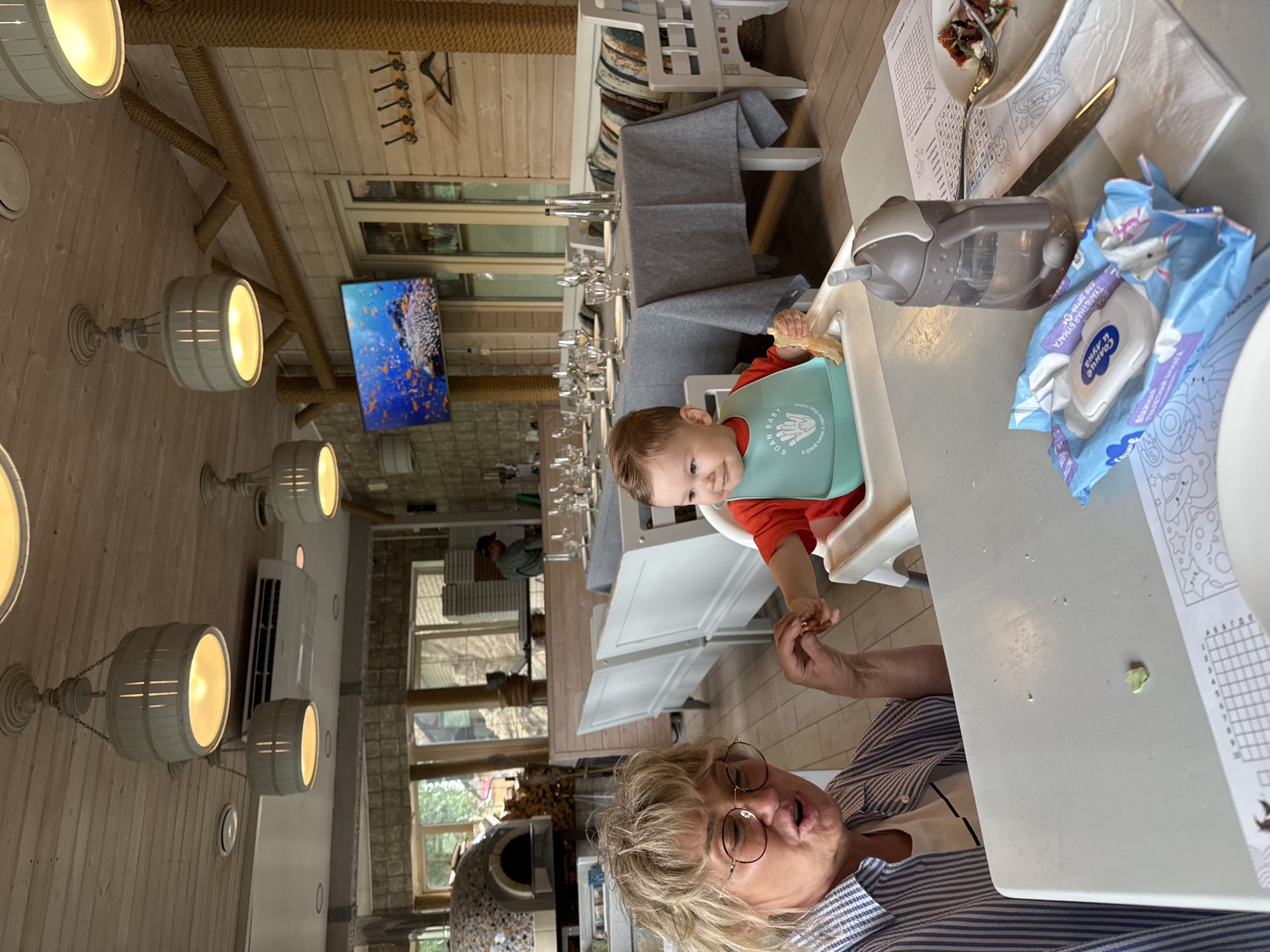 Dinosaur-themed 5th birthday lunch at Sovkhoz imeni Lenina