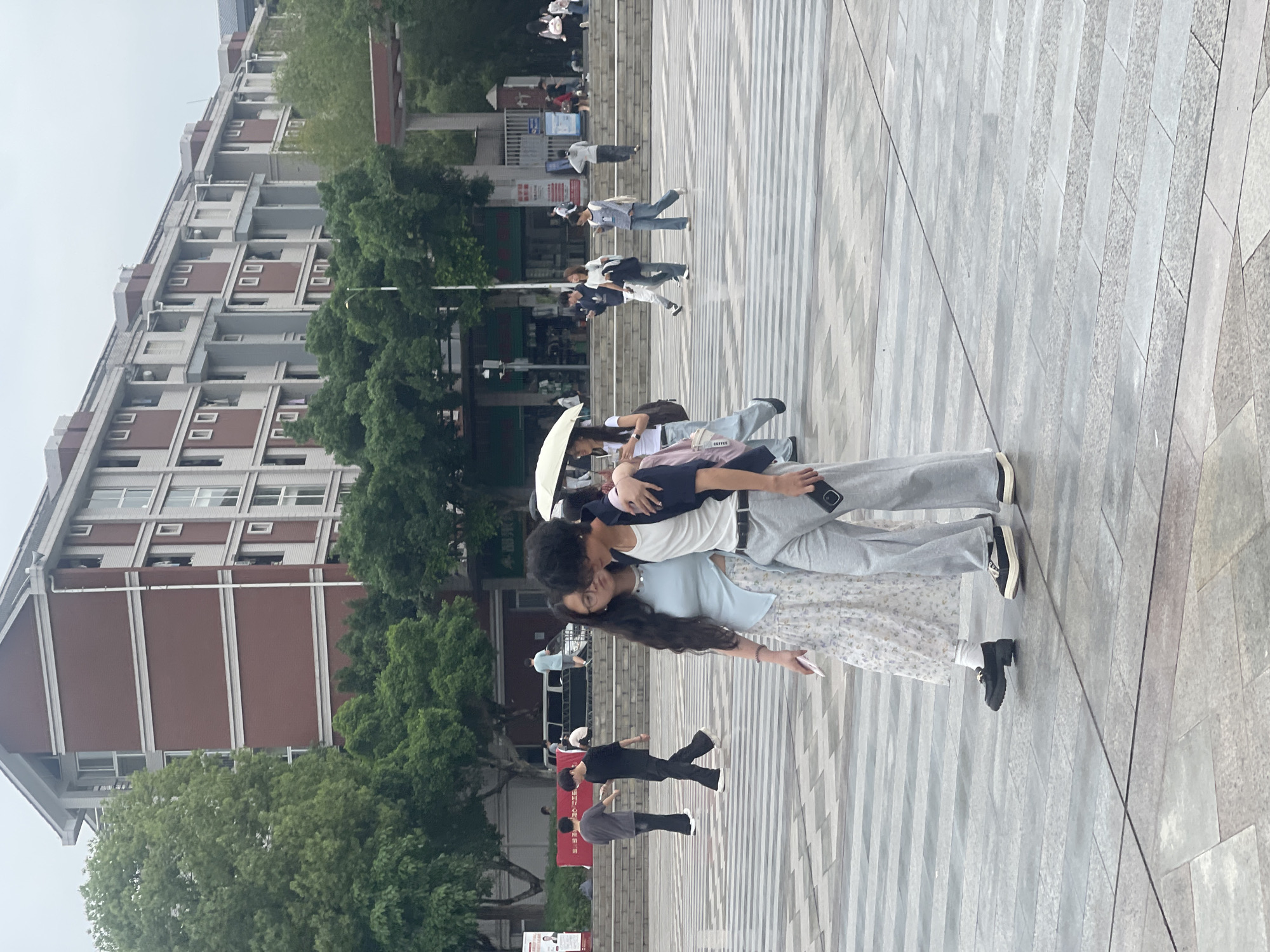 Morning life snapshots captured across Chongqing High-tech Zone