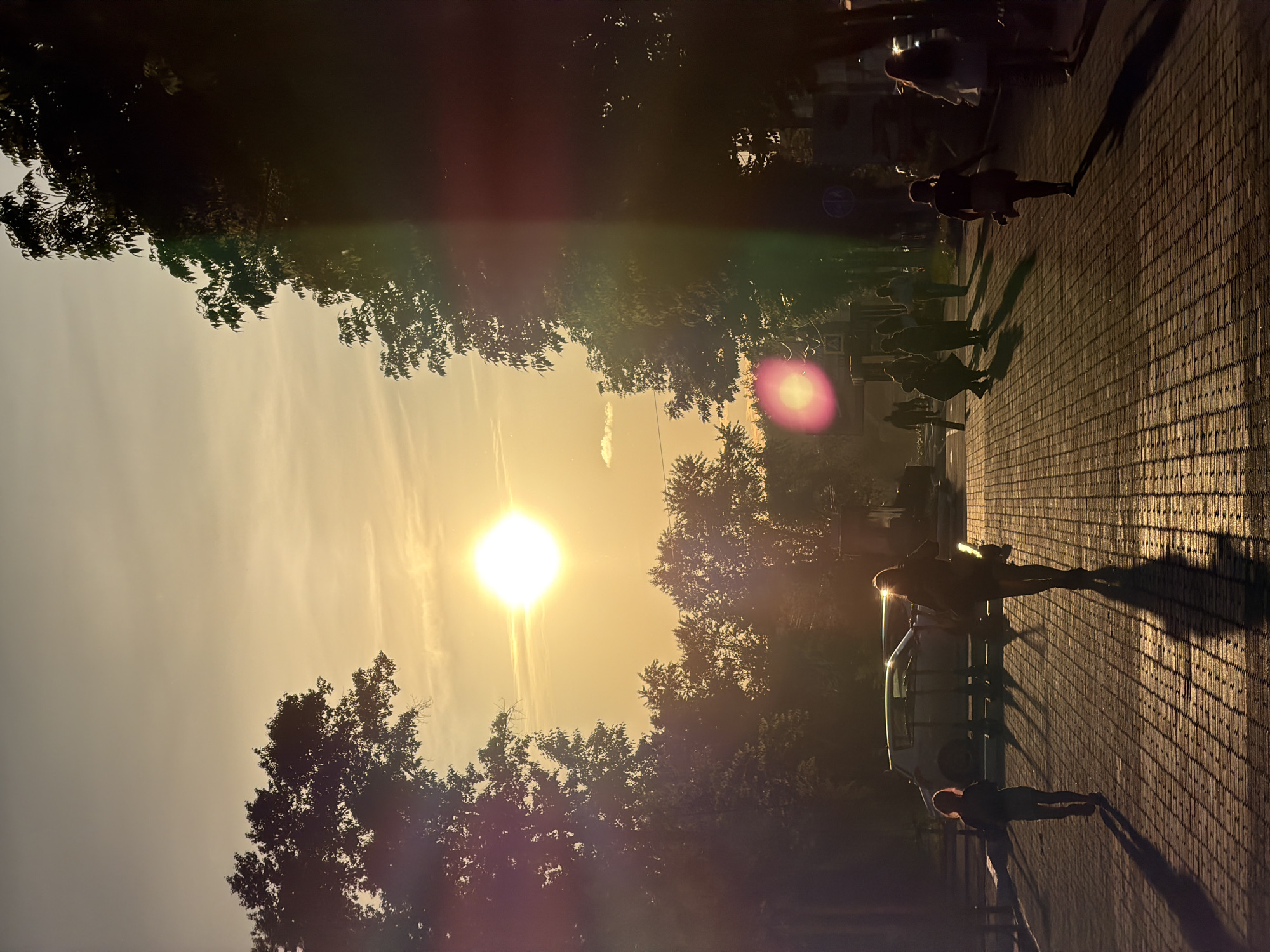 Woman documents golden hour walk through Birobidzhan, Russia