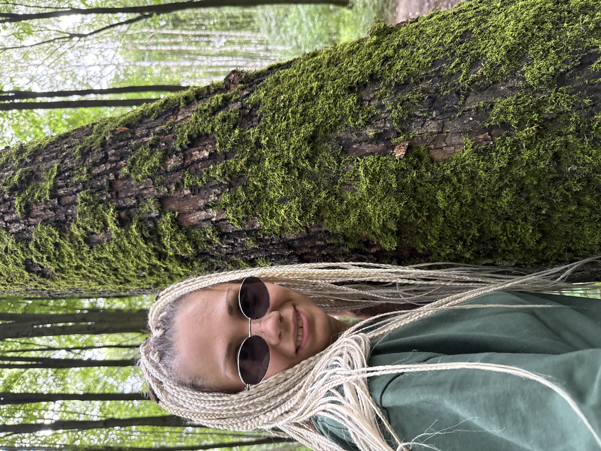 Morning forest walk near Dumino and Rusanovo, selfies and squirrel included