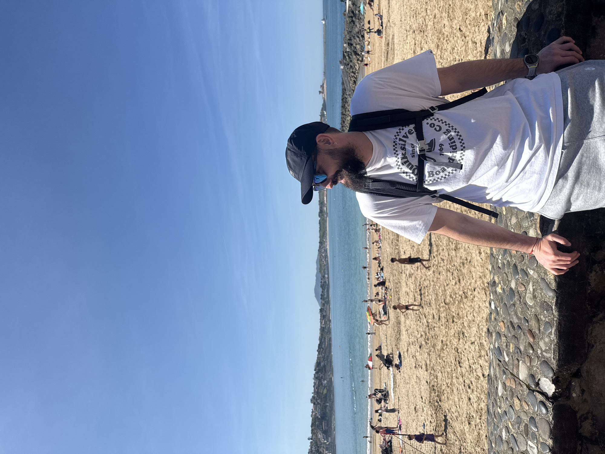 Beach visitor and spring tulips observed in Saint-Jean-de-Luz