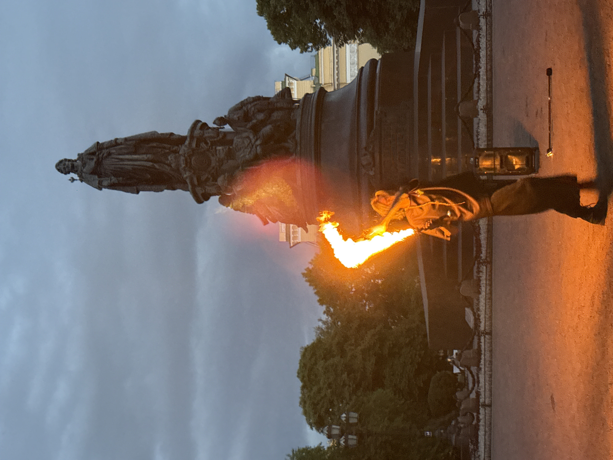 Fire performers entertain crowds at Saint Petersburg monuments