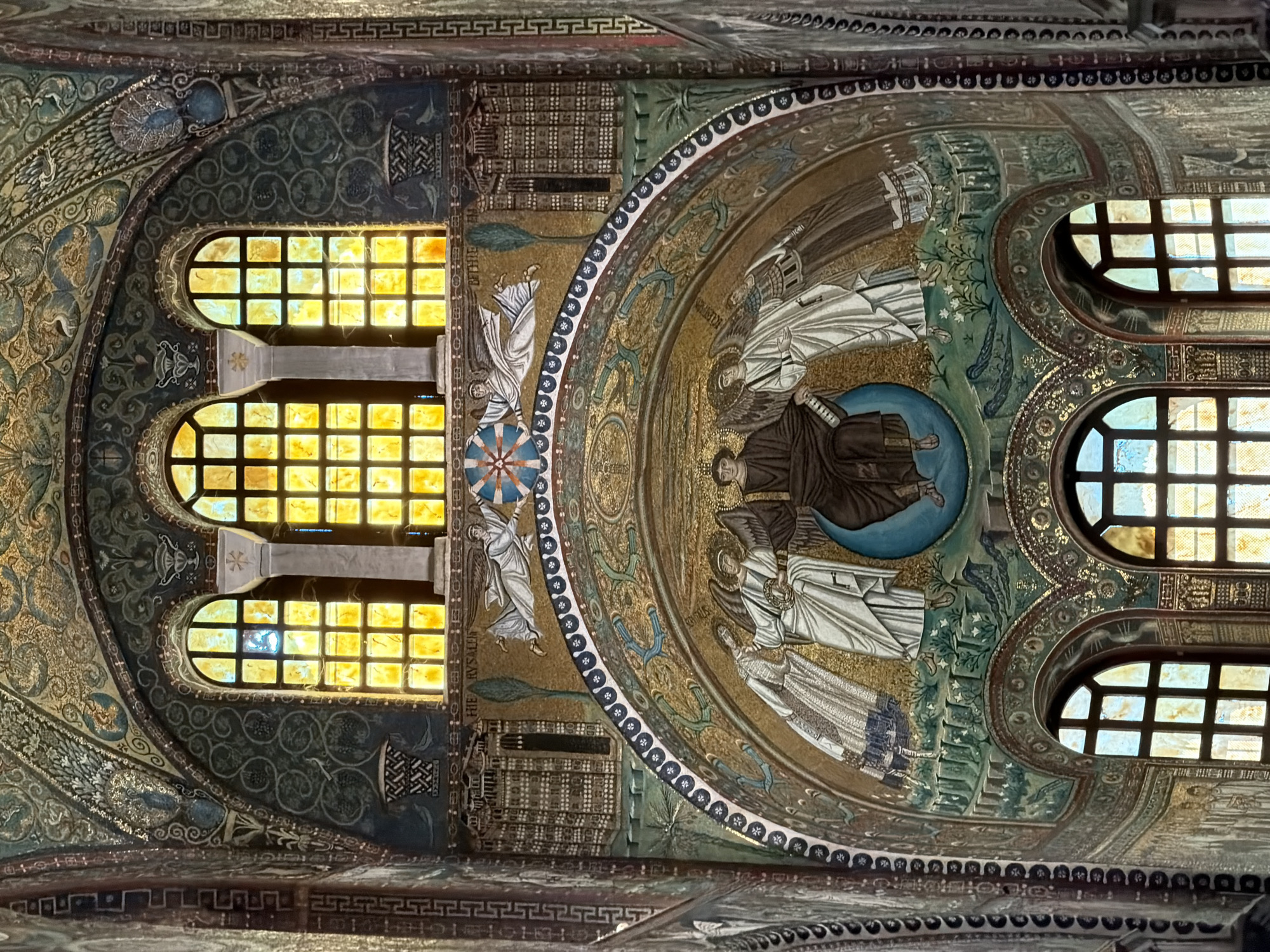 Tourist captures Byzantine mosaics at Ravenna's San Vitale Basilica