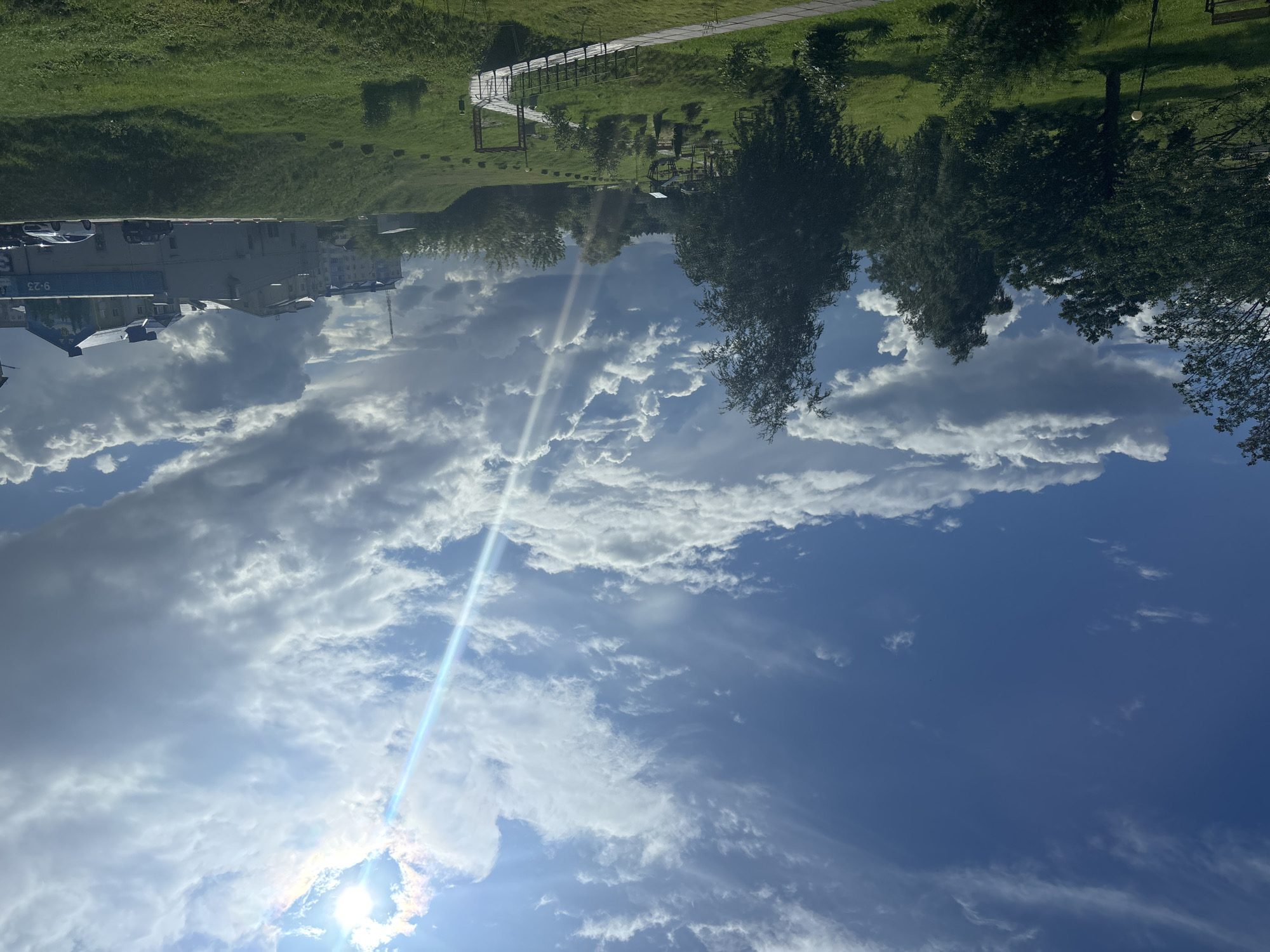 Sunbeams and dramatic clouds over Kapyĺ, Belarus