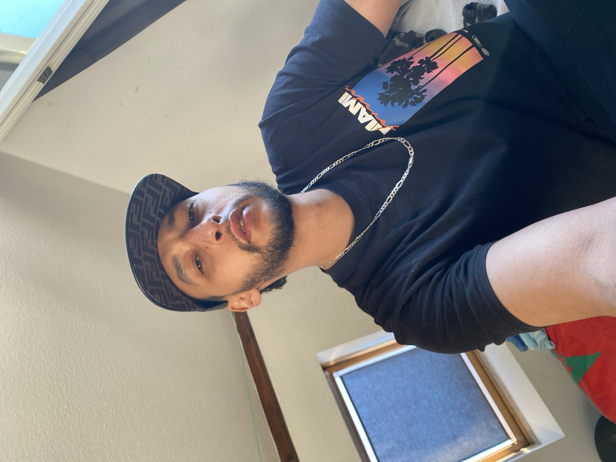Man observed indoors in Bischheim, France office setting