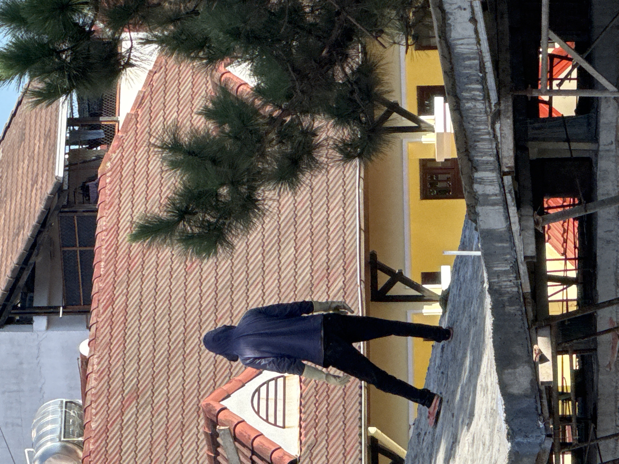 Everyday street life in Da Lat on a June morning