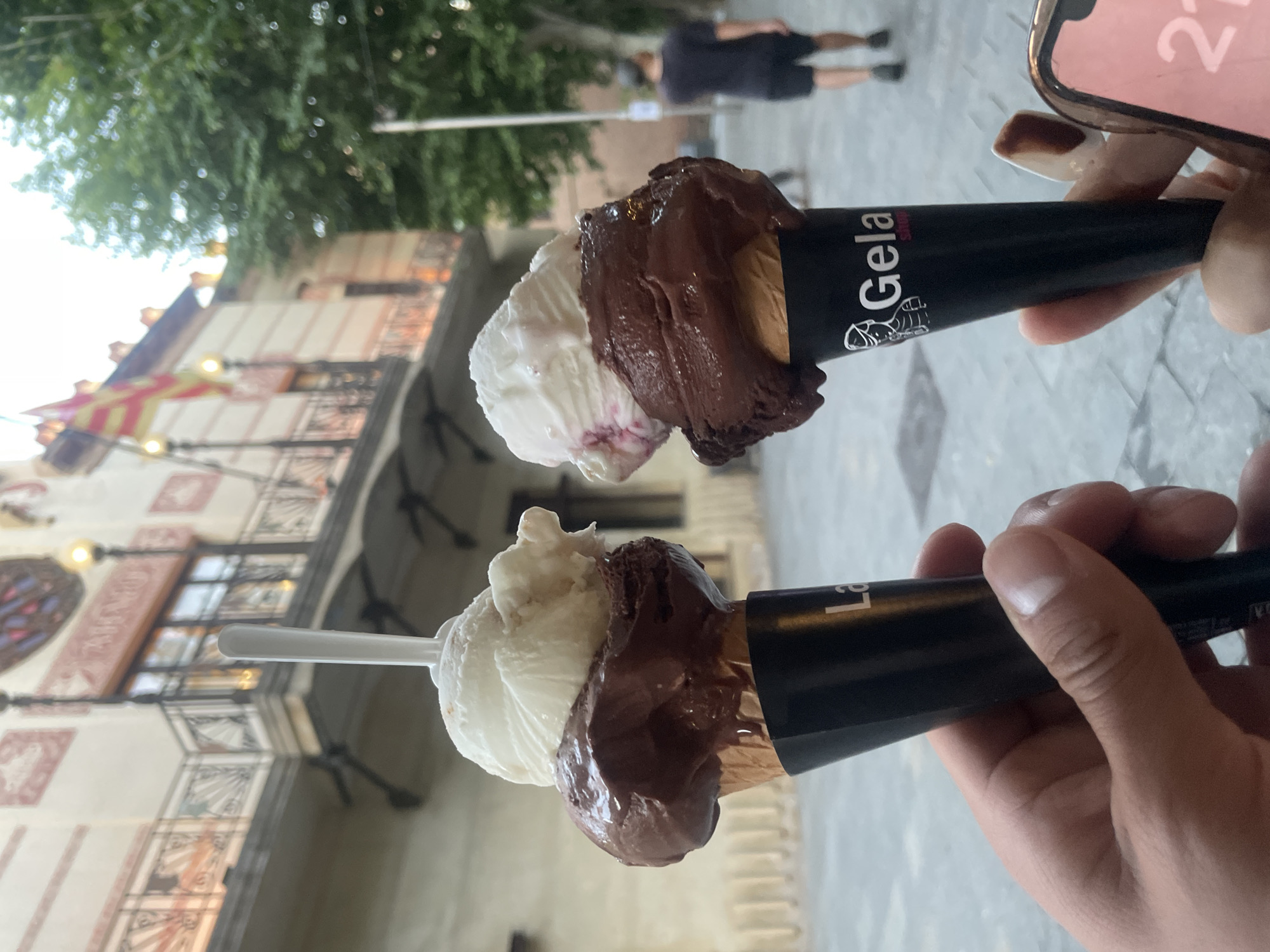 Evening ice cream enjoyed on Canet de Mar beach