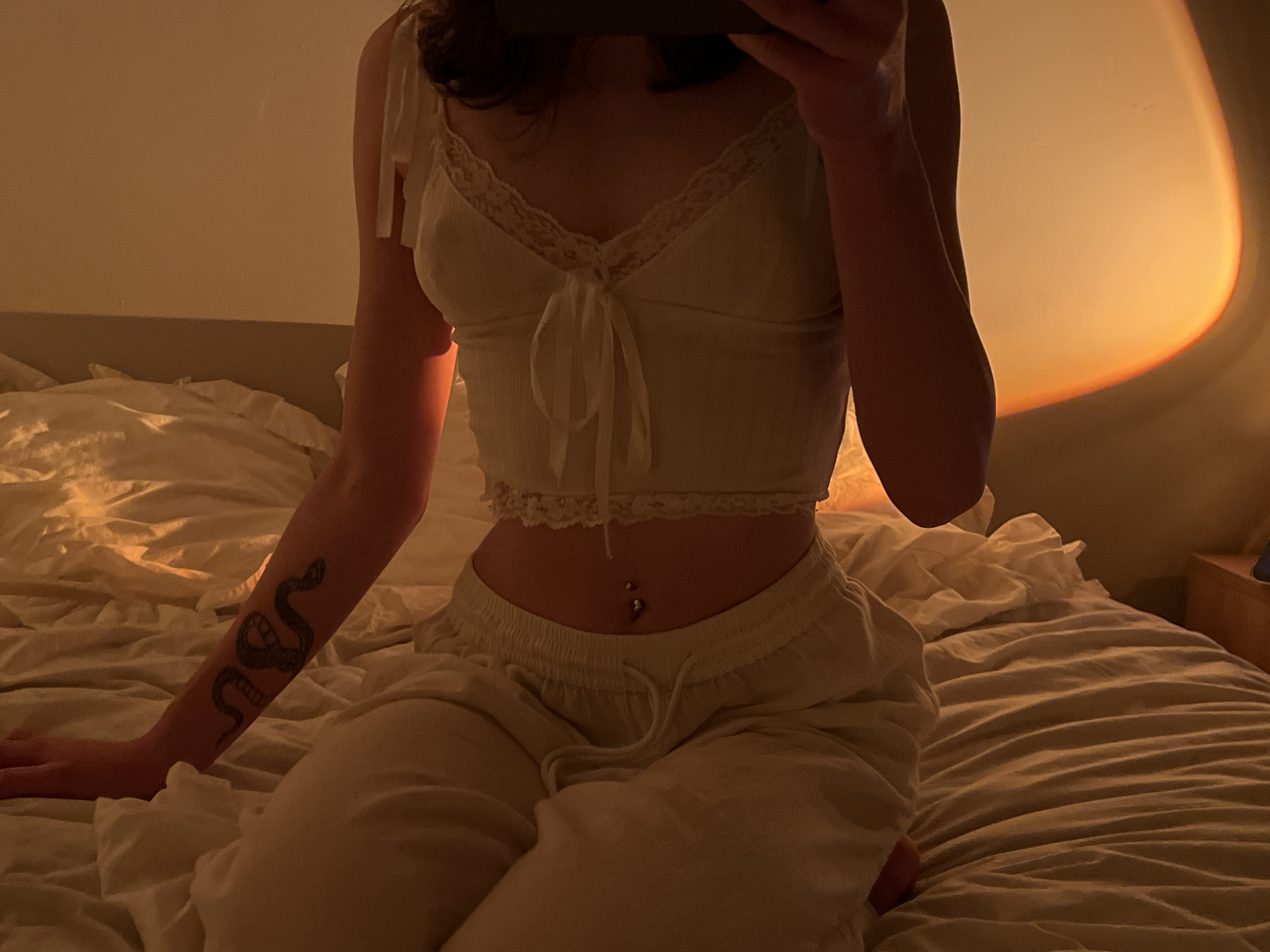 Evening photo session in white pajamas, Ternopil bedroom