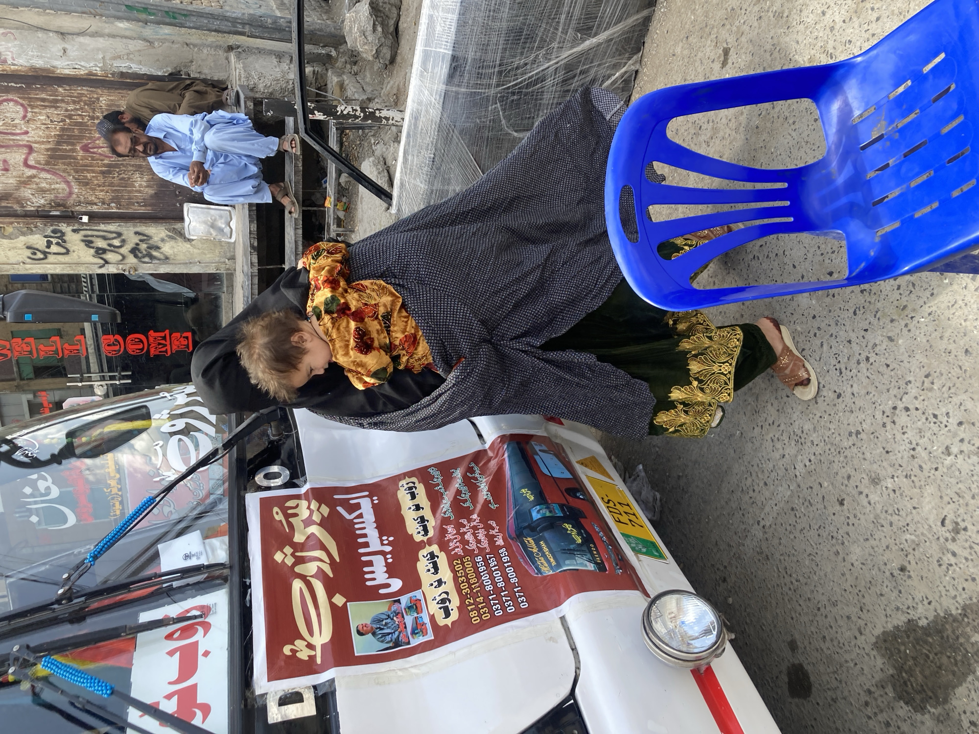 Daily street life documented in Quetta commercial district