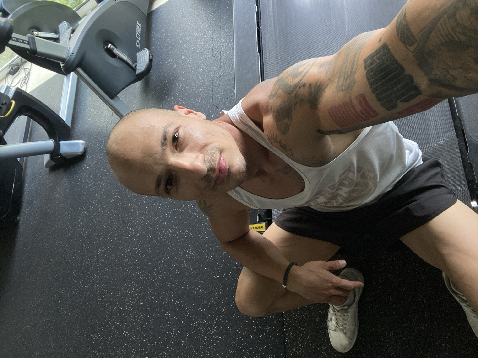 Gym training day in Pleven, complete with a bloody knee