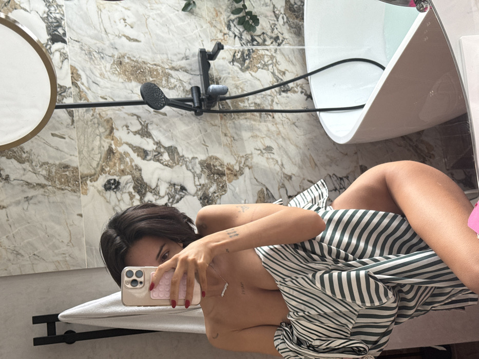 Personal moments documented in Khimki homes Saturday morning